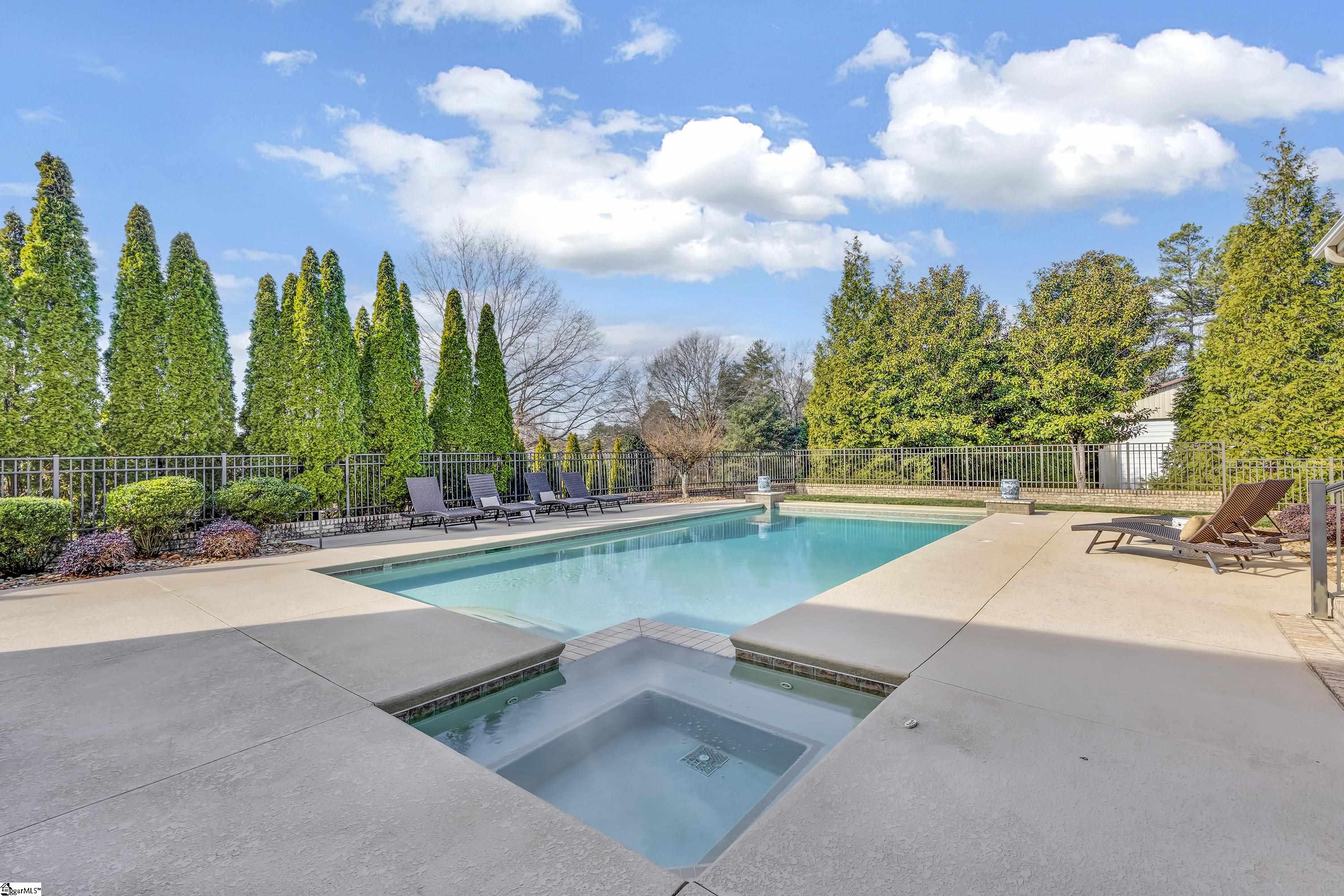 1005 Garlington Road