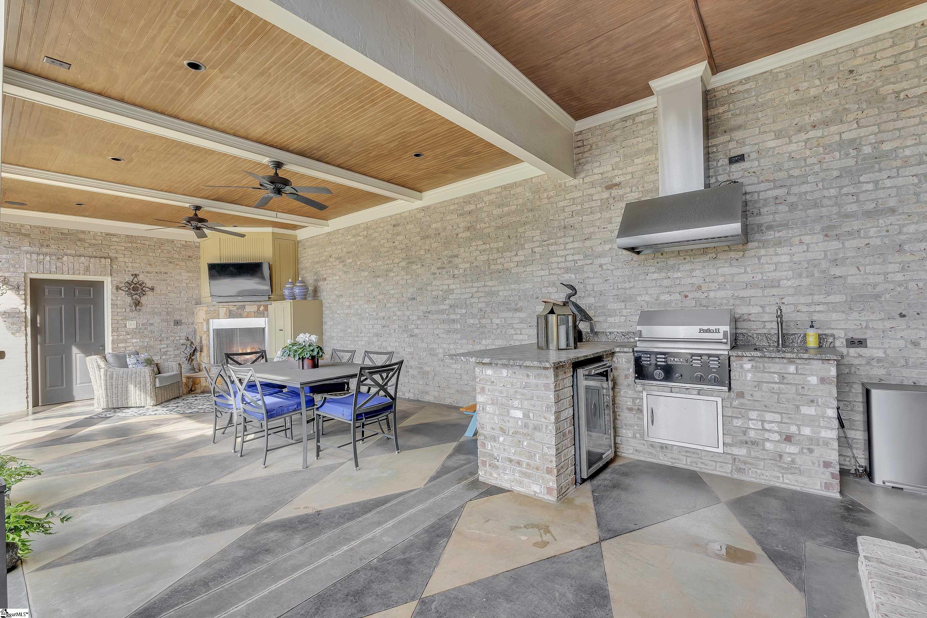 1005 Garlington Road