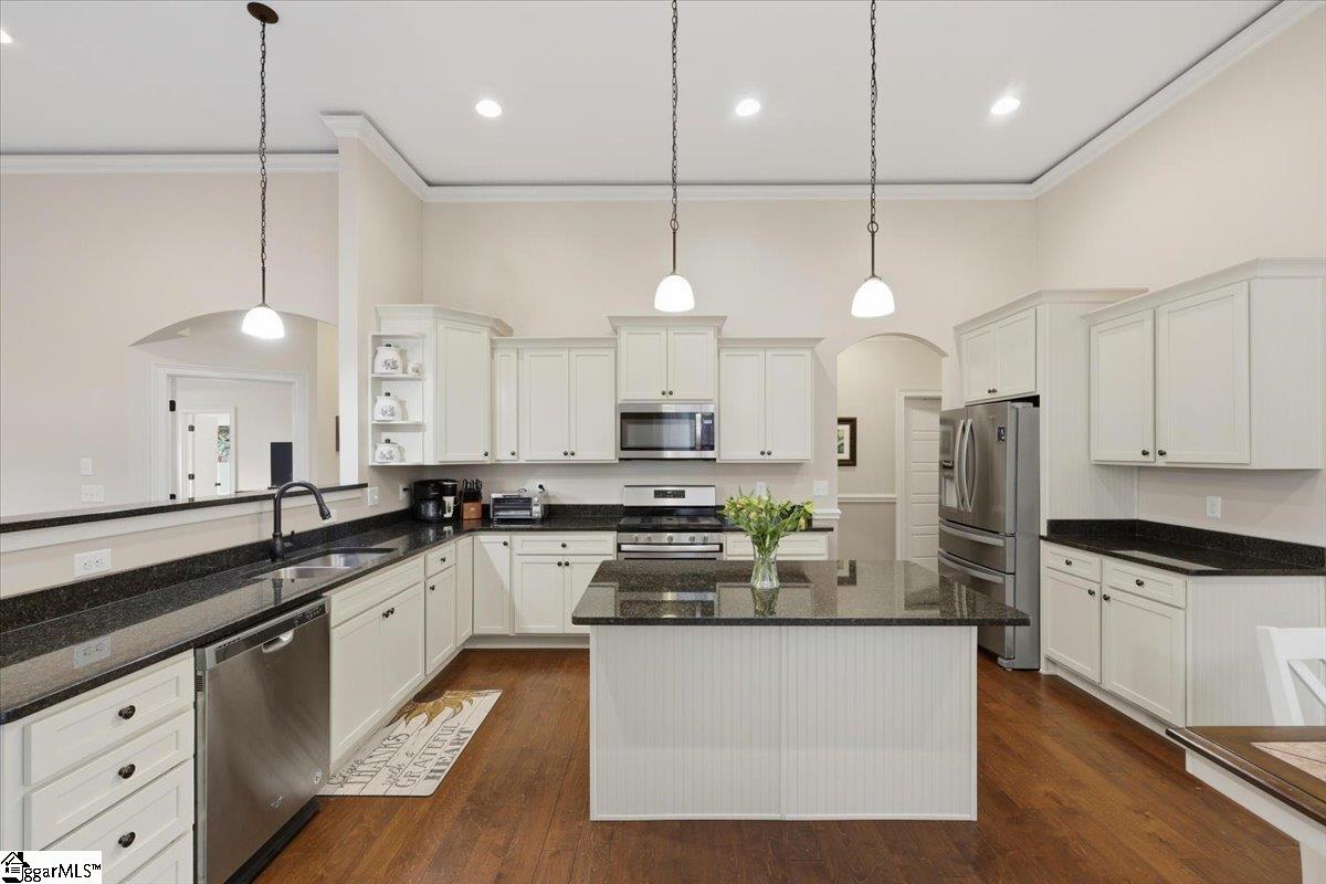 100 Marshfield Trail