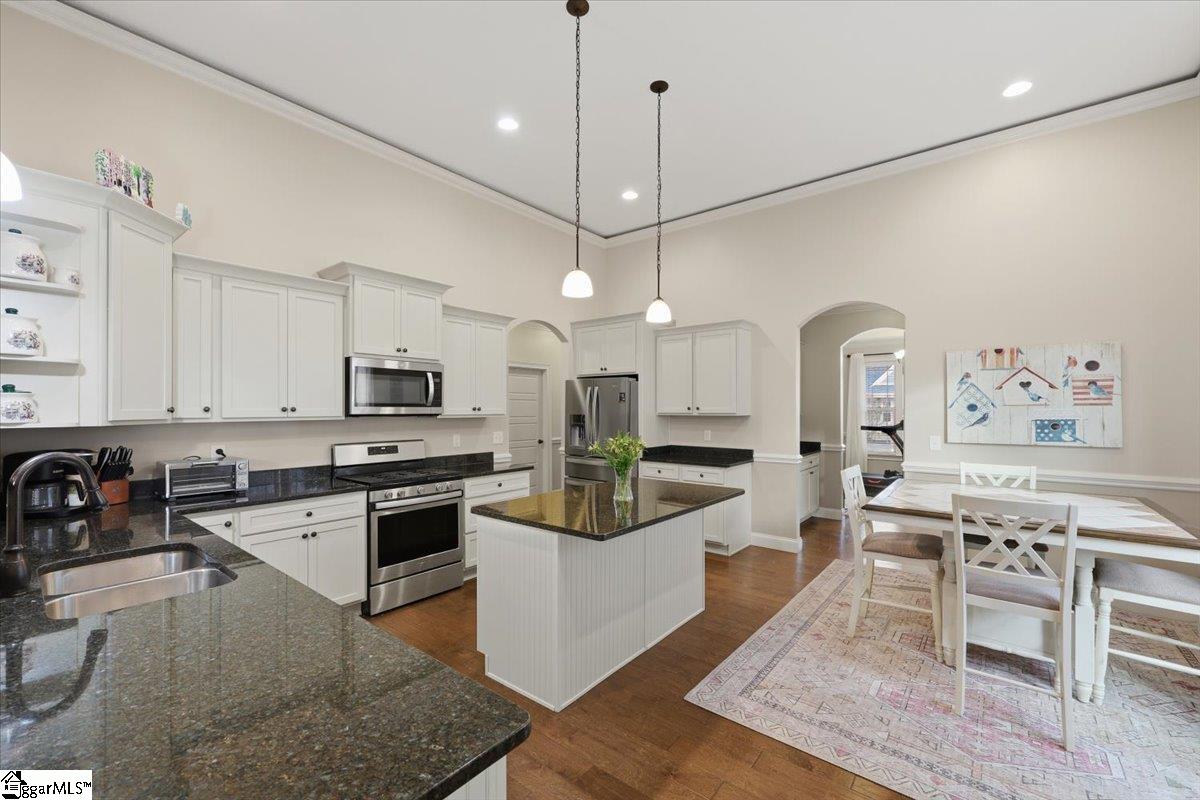 100 Marshfield Trail