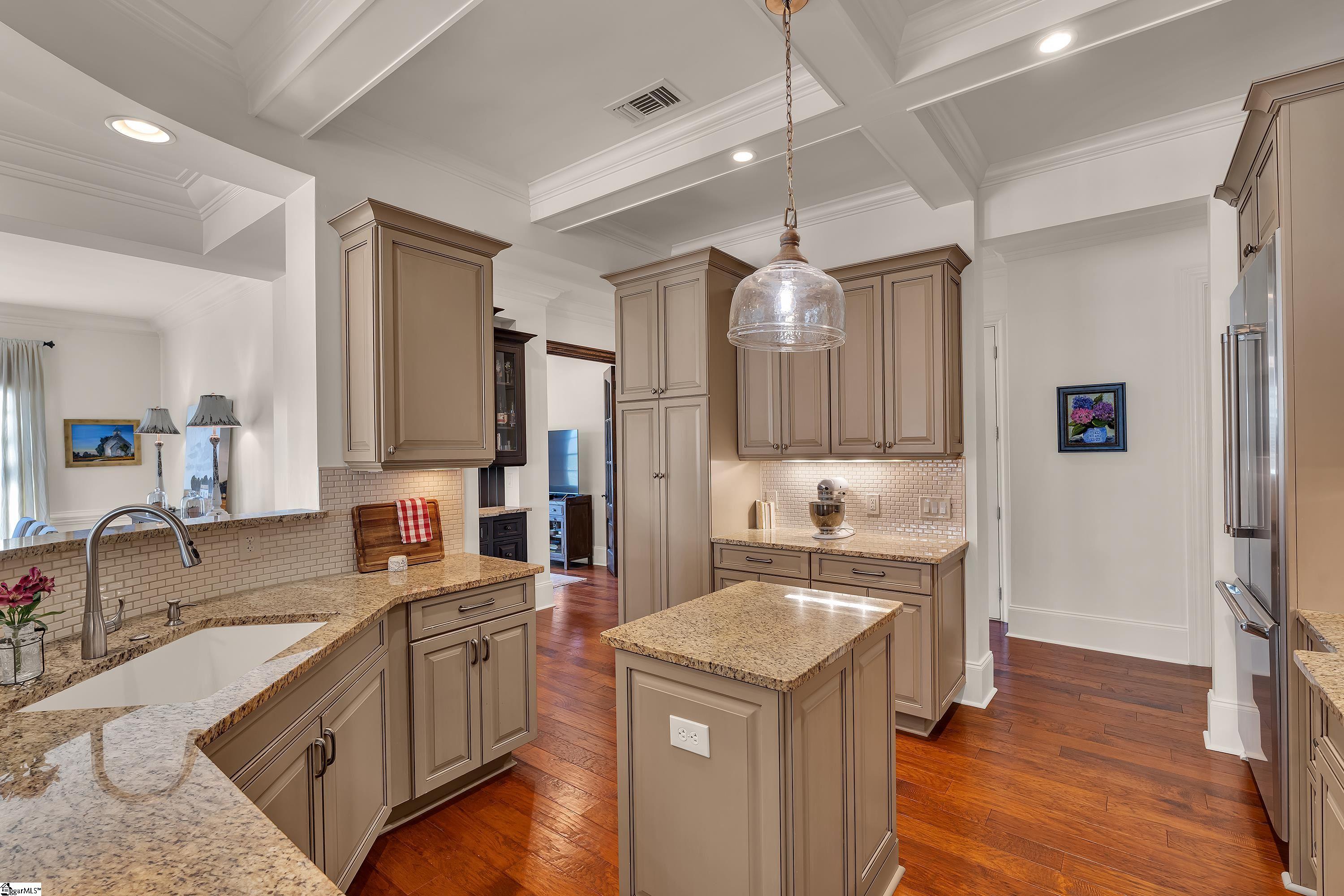 168 Ridgeland Drive Unit 201