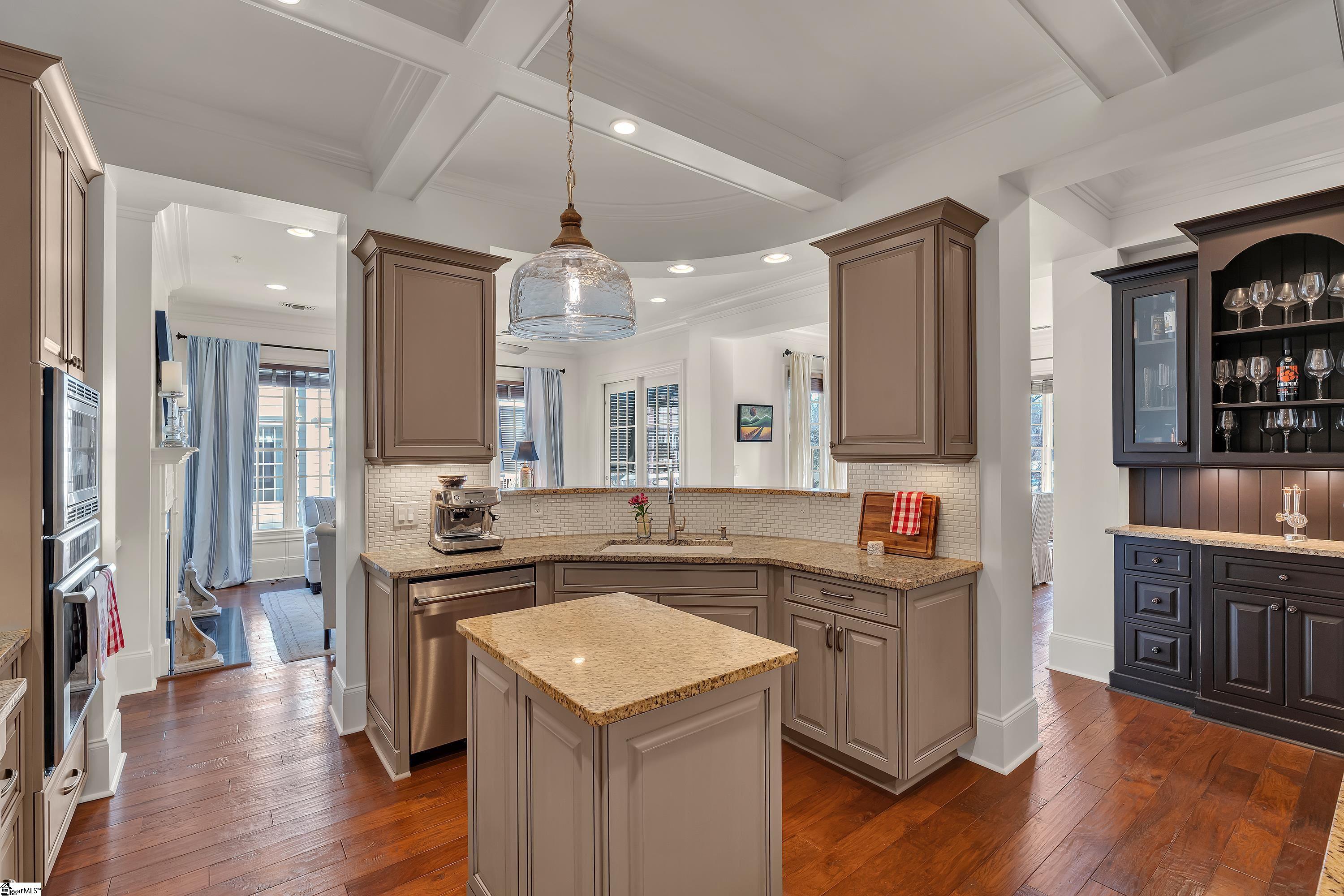 168 Ridgeland Drive Unit 201