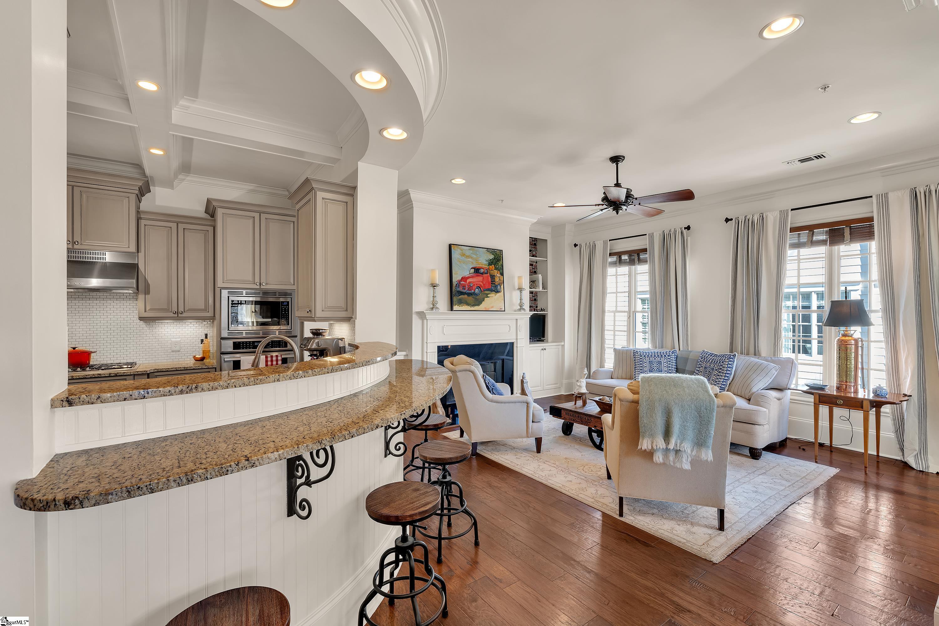 168 Ridgeland Drive Unit 201