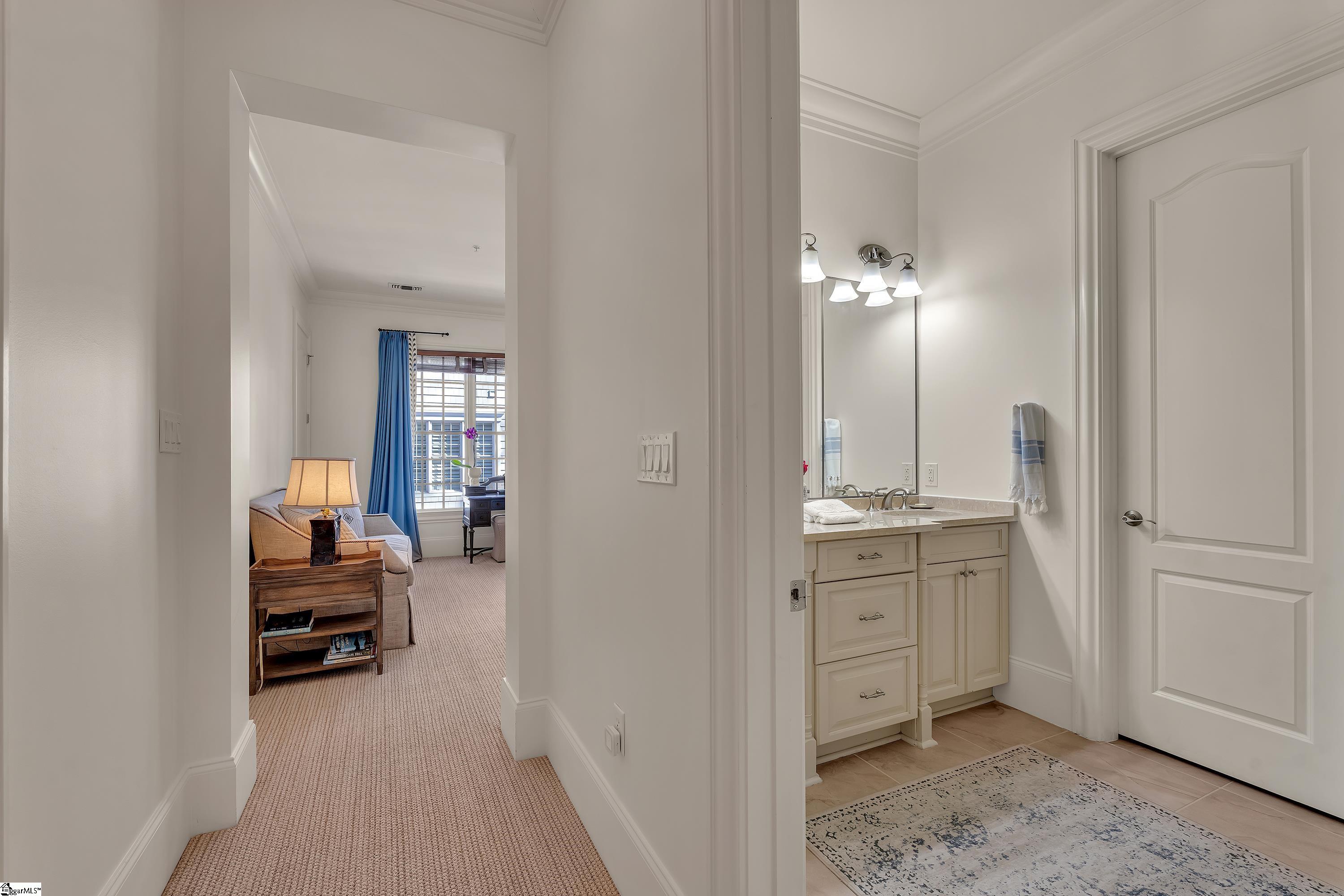 168 Ridgeland Drive Unit 201