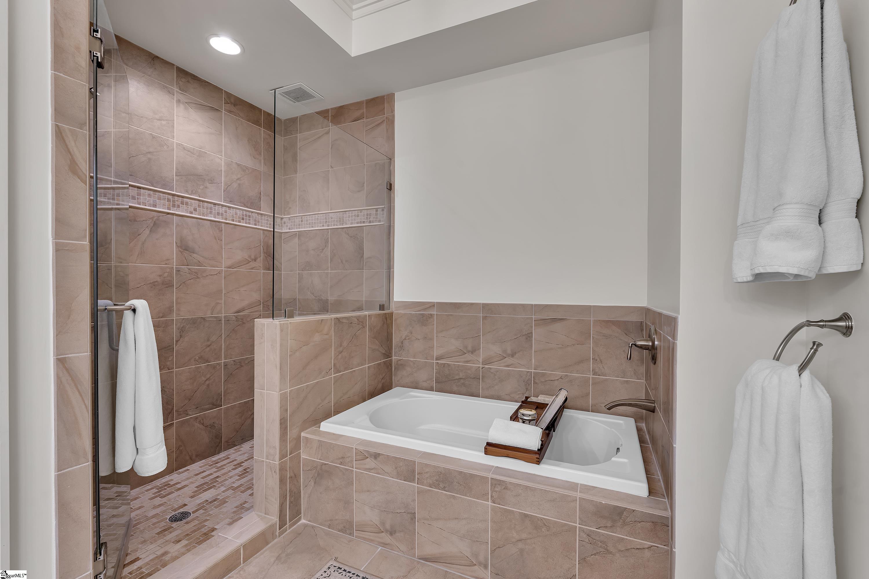 168 Ridgeland Drive Unit 201