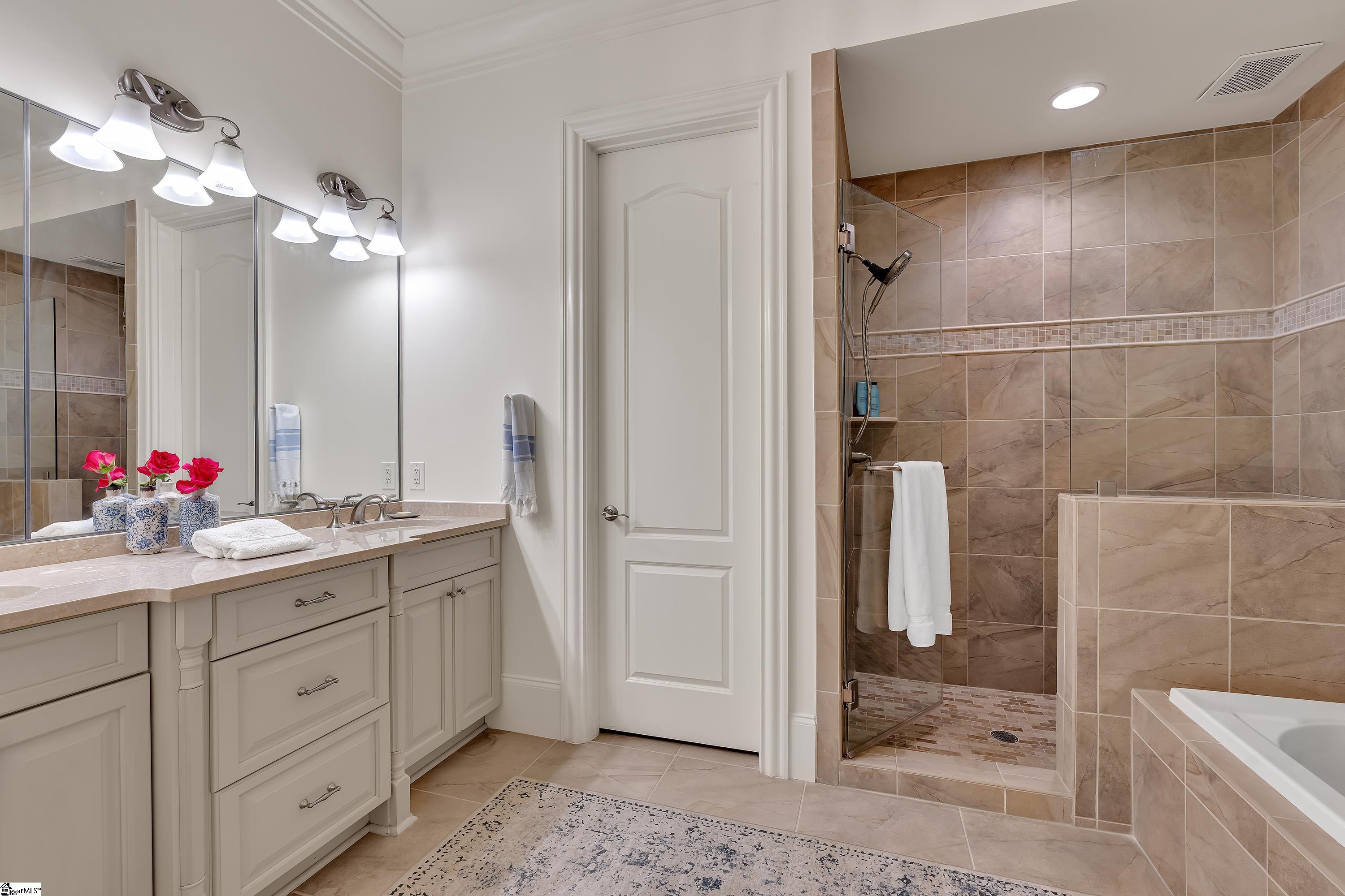 168 Ridgeland Drive Unit 201