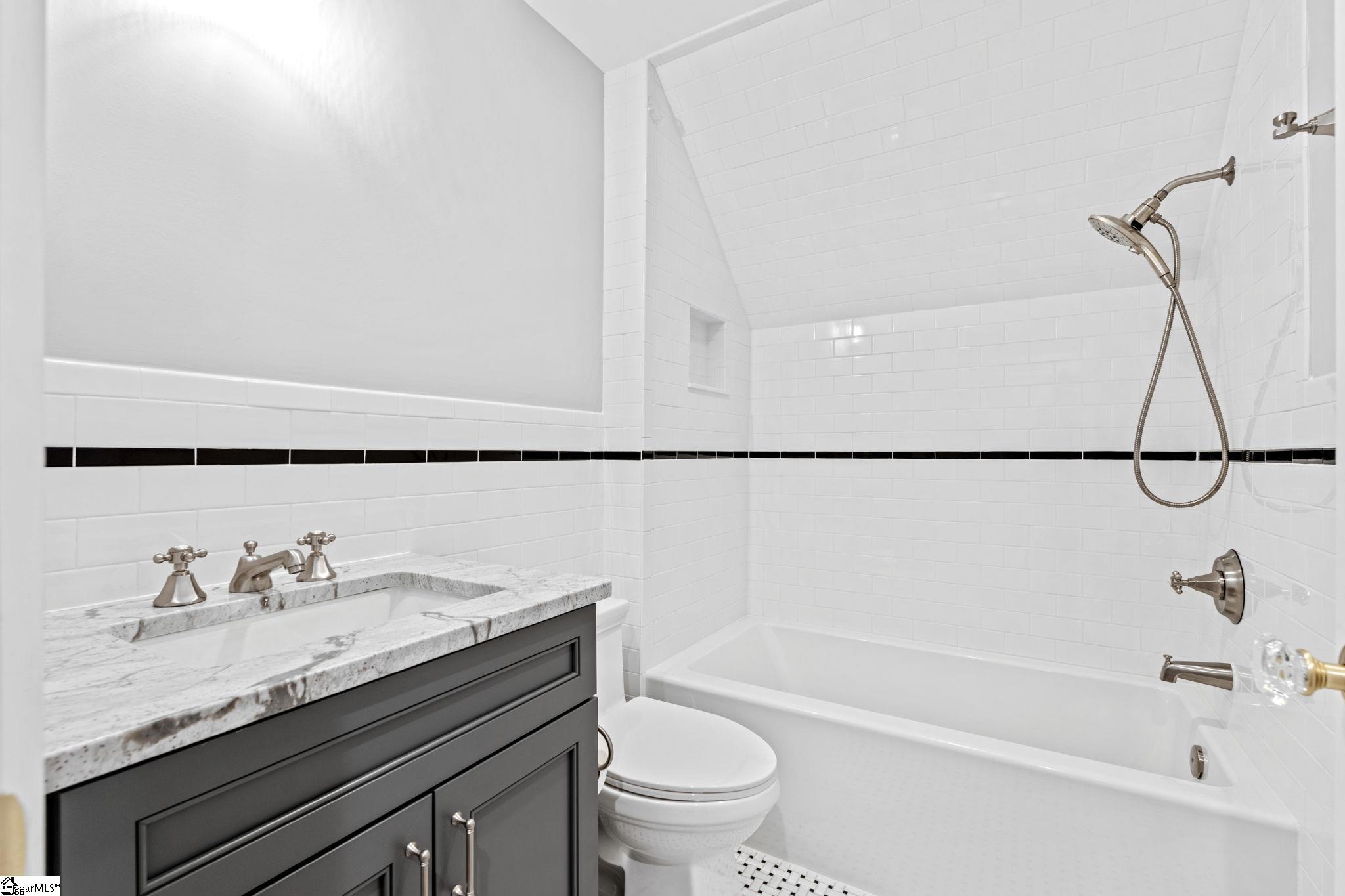 516 Cleveland Street