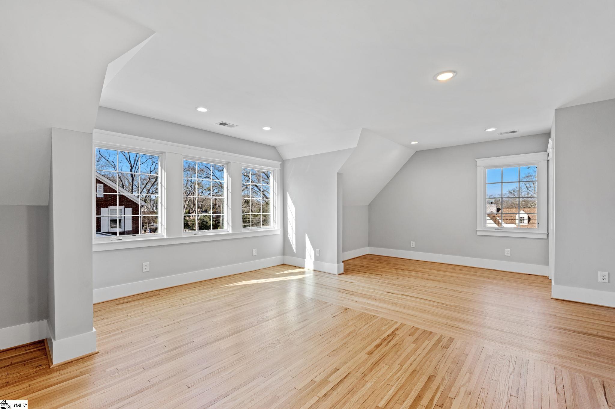 516 Cleveland Street