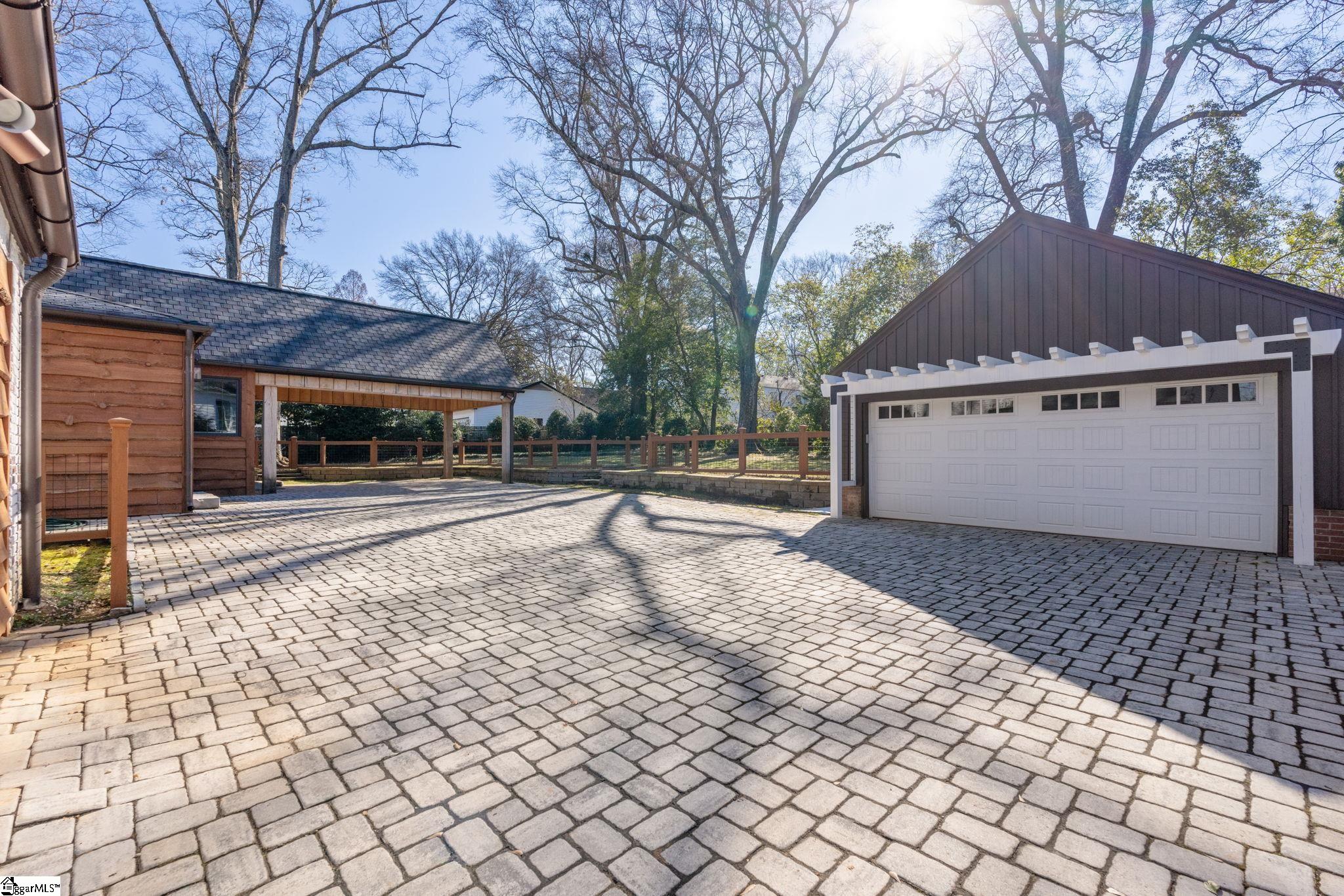 516 Cleveland Street