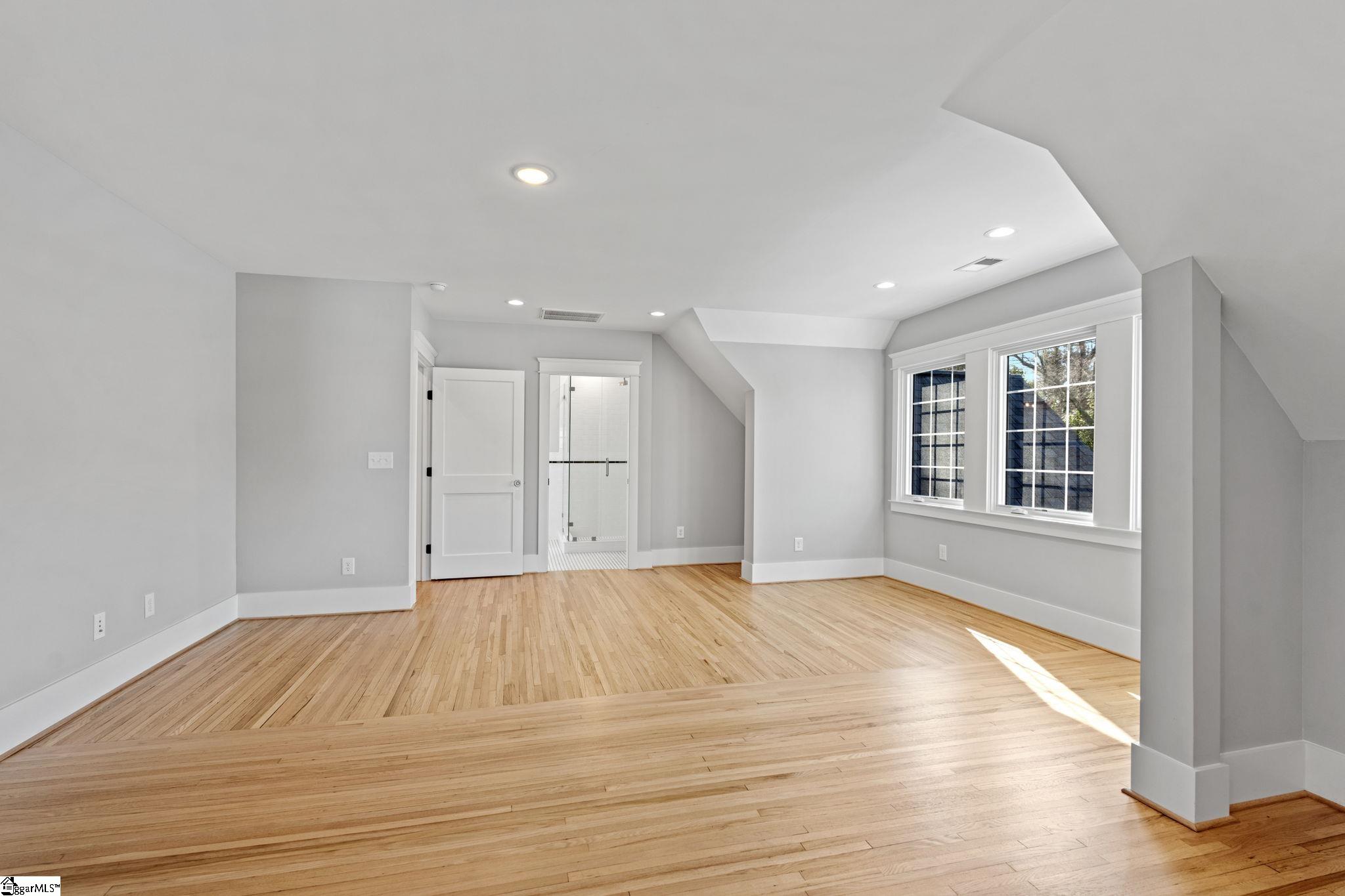 516 Cleveland Street