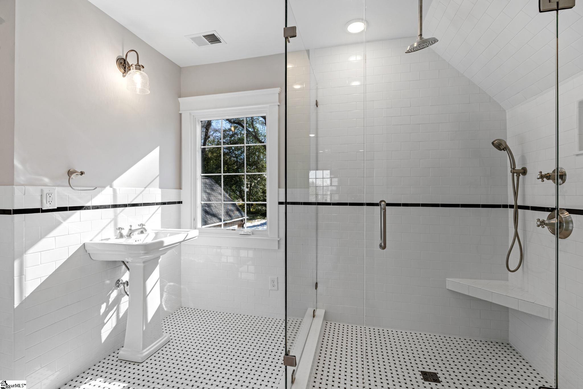 516 Cleveland Street