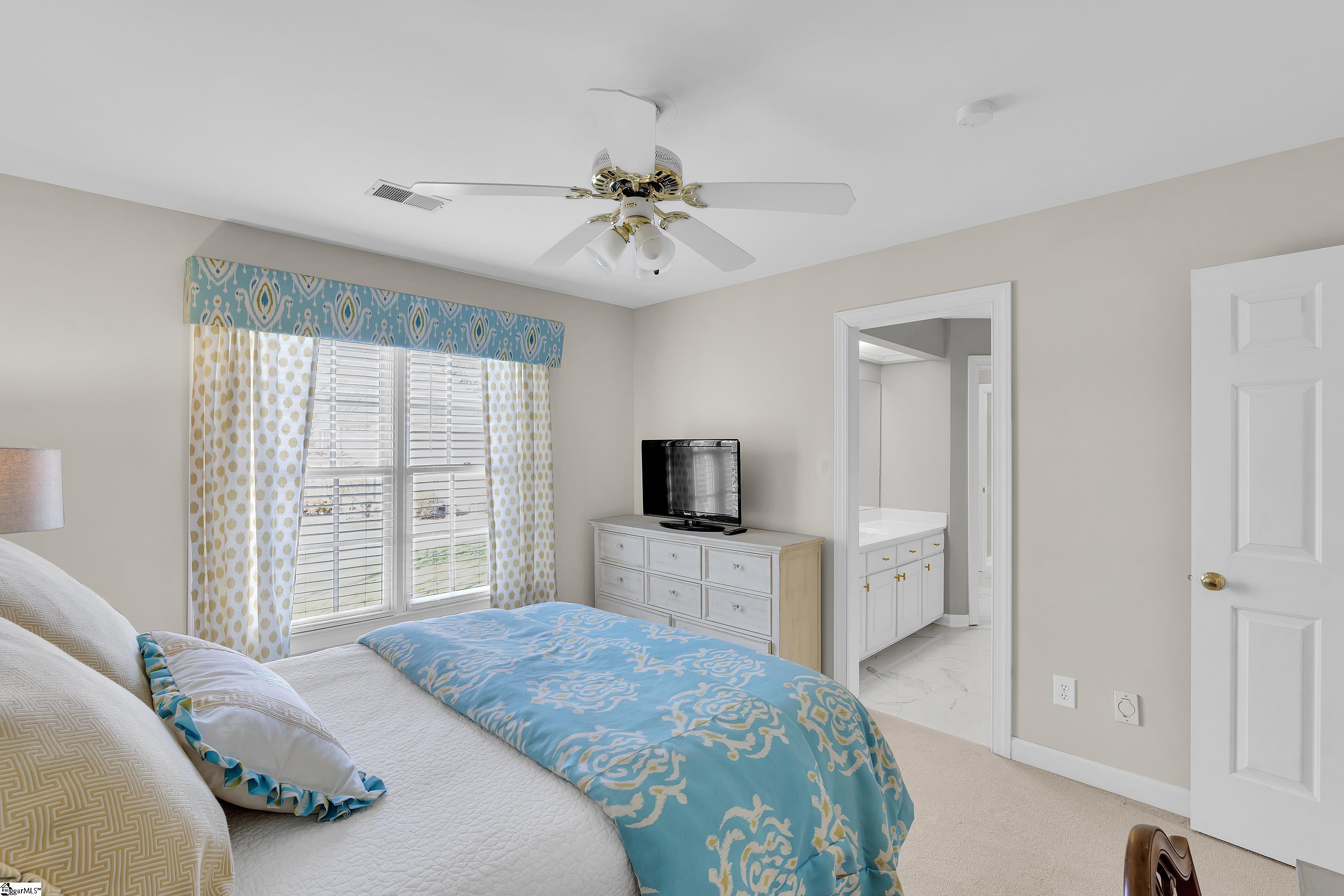 17 Gilder Point Court