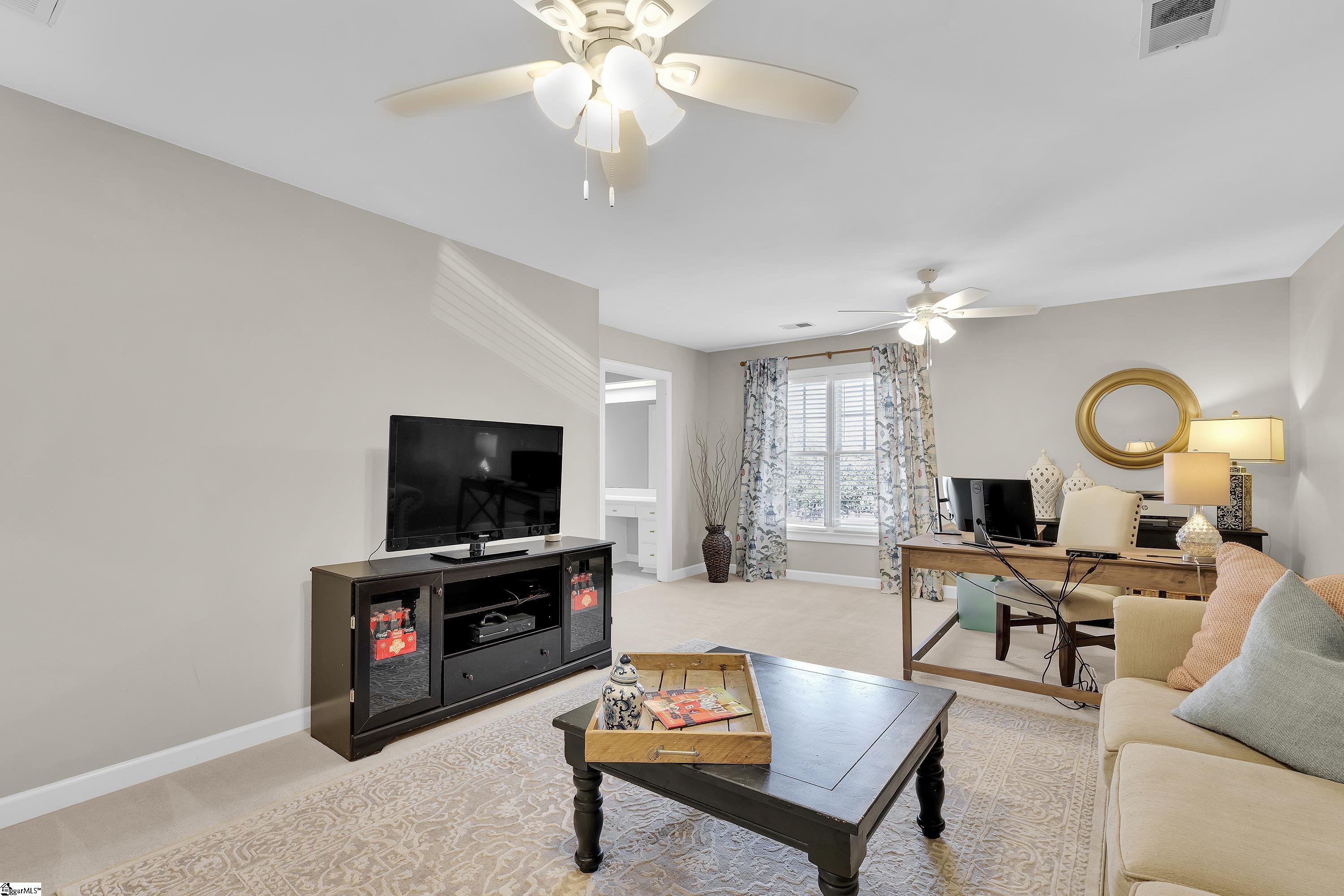 17 Gilder Point Court