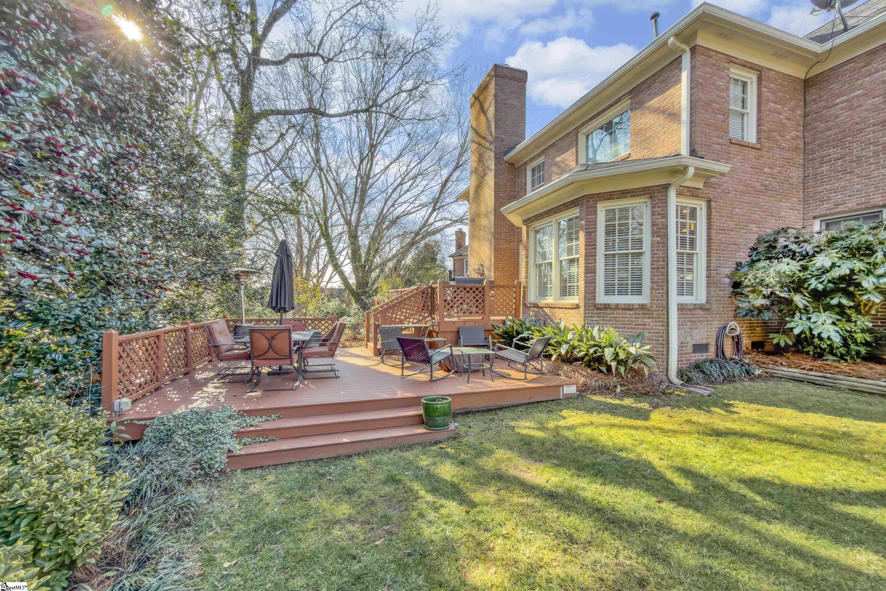 17 Gilder Point Court