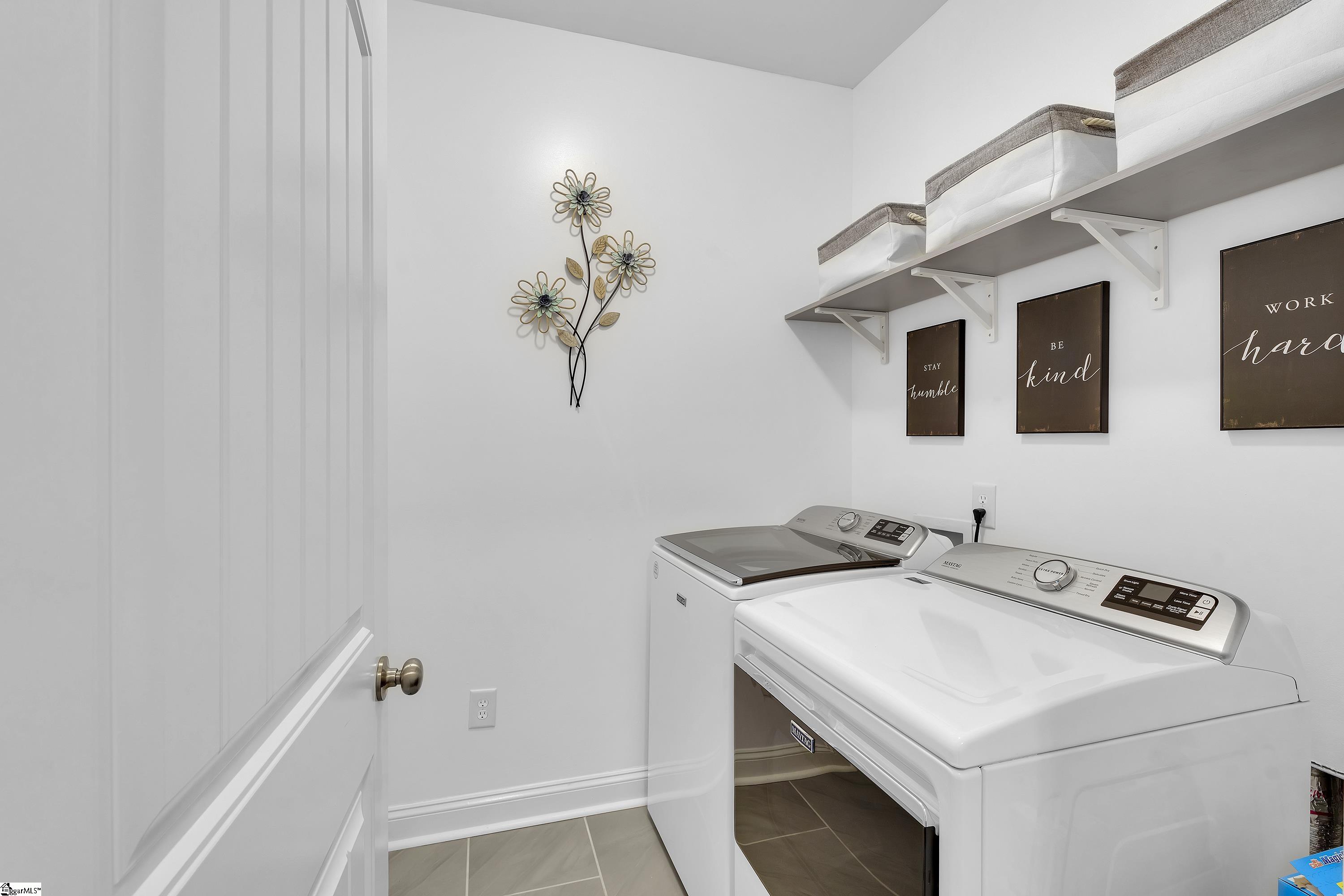 102 Hollingsworth Drive