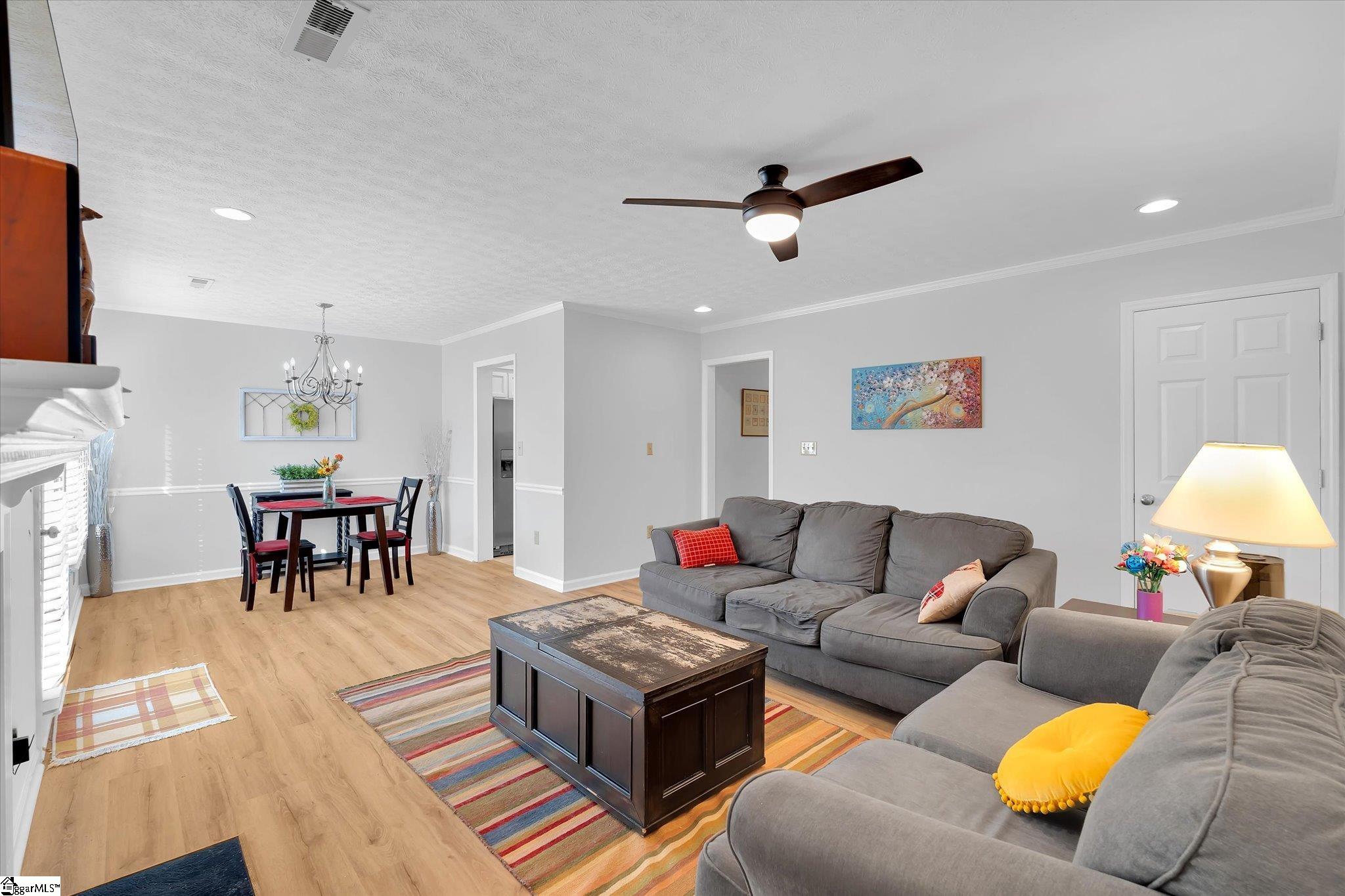 40 Wood Pointe Drive