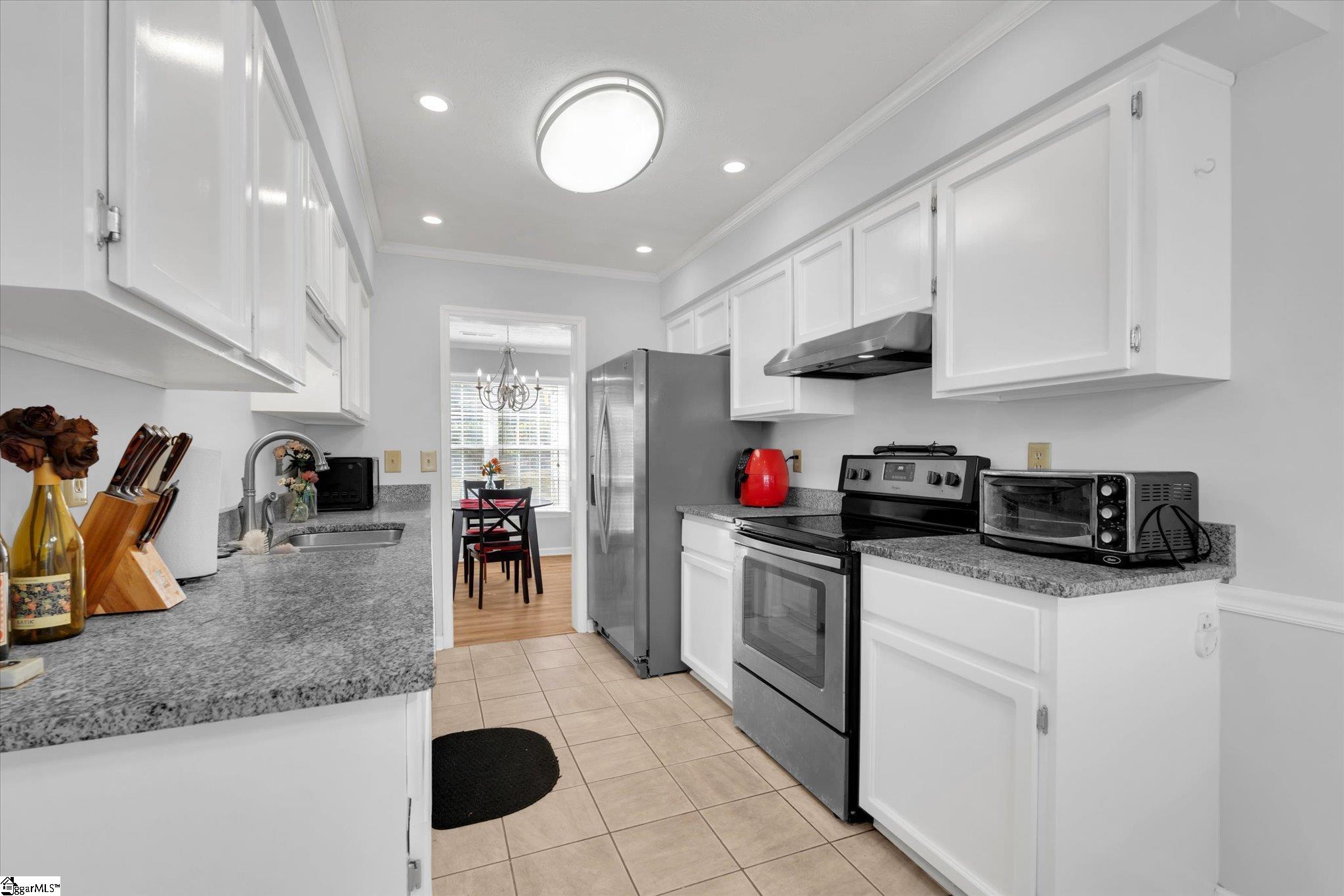 40 Wood Pointe Drive