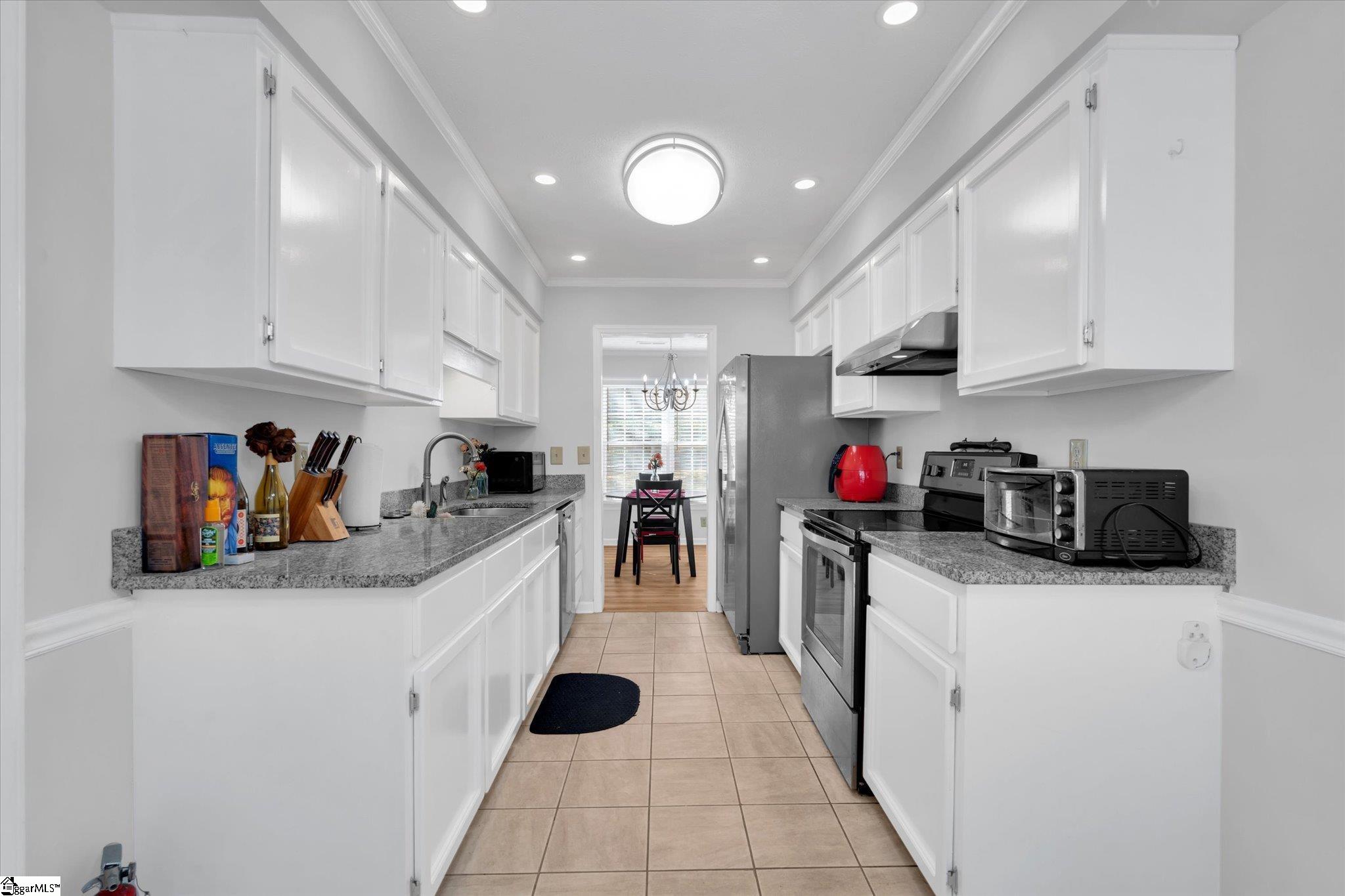 40 Wood Pointe Drive