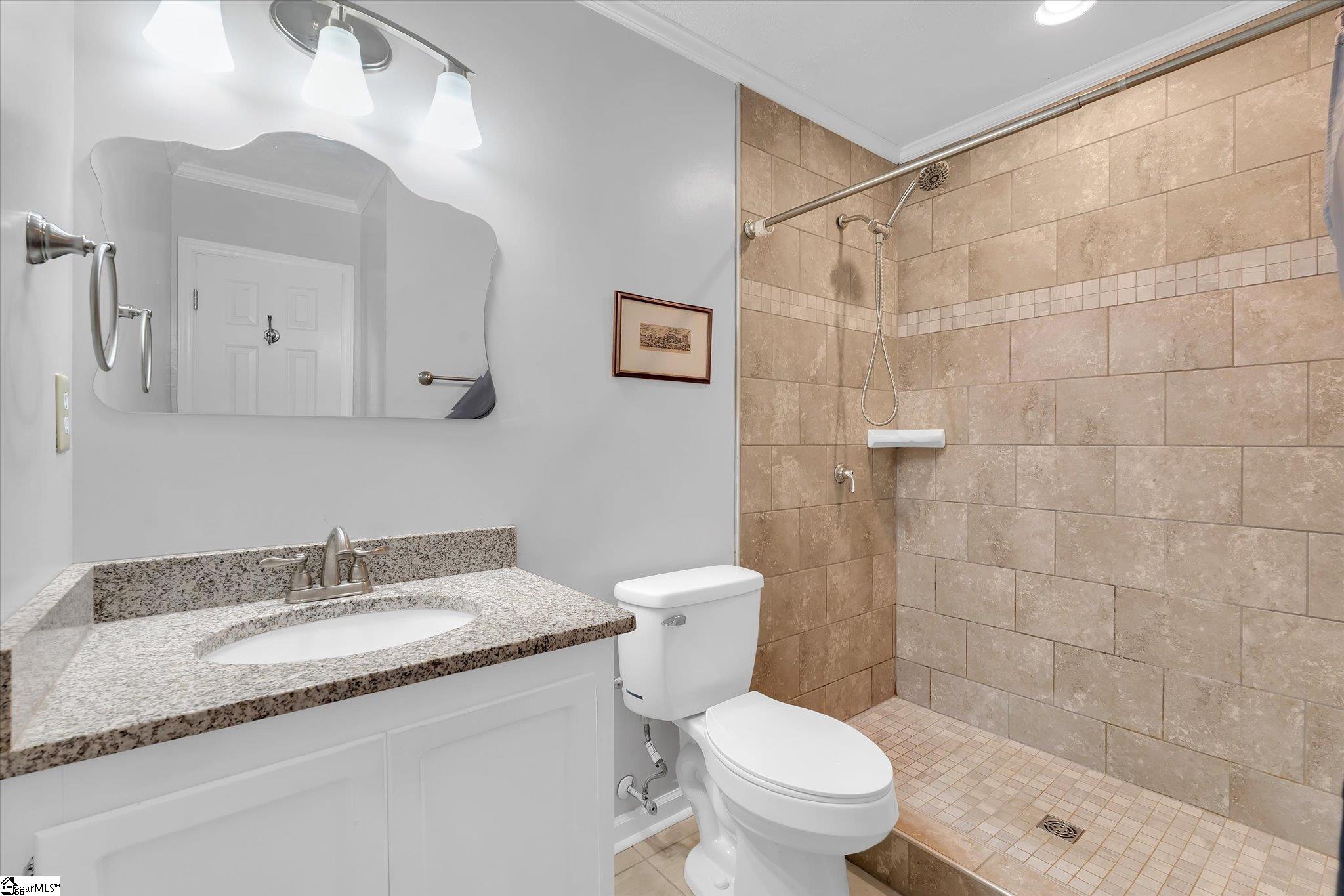 40 Wood Pointe Drive