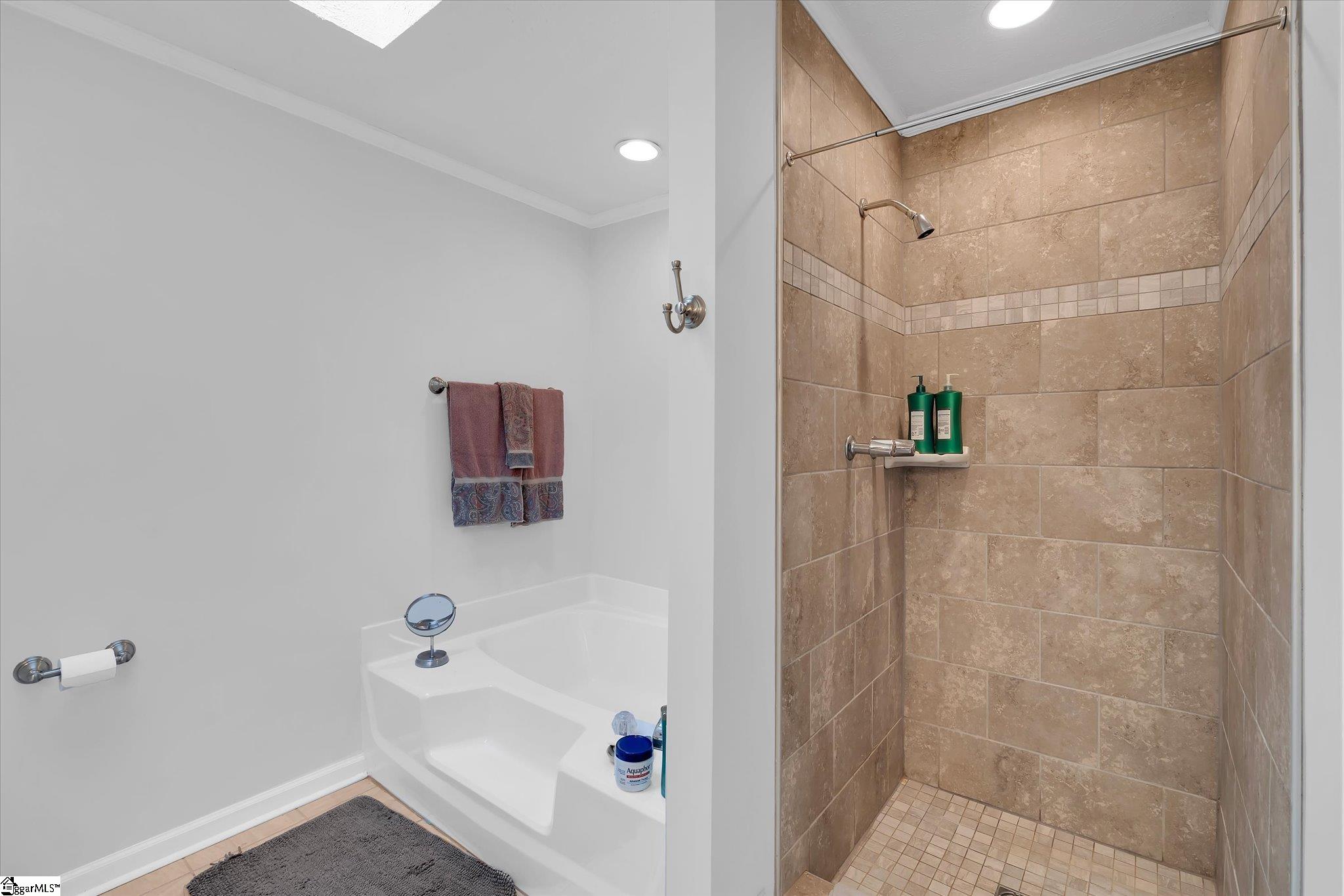 40 Wood Pointe Drive