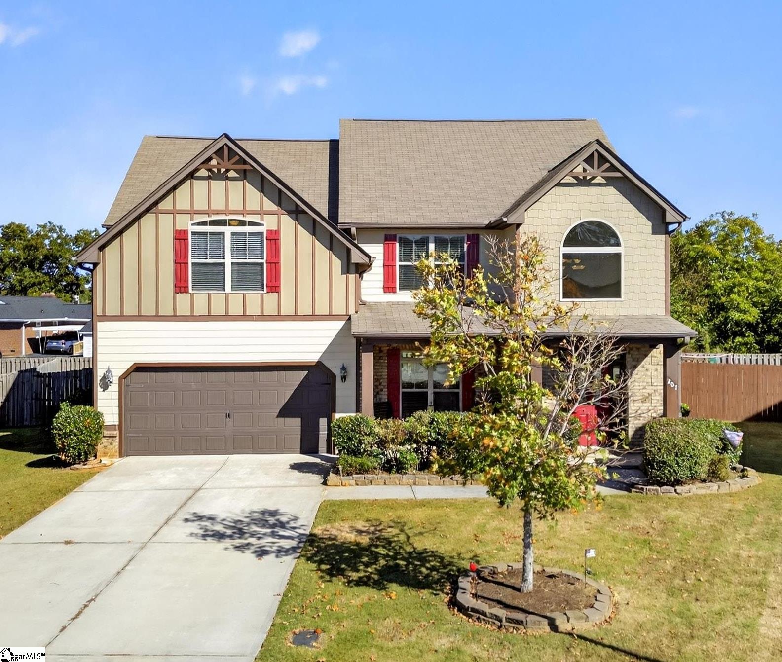 207 E Deer Drive