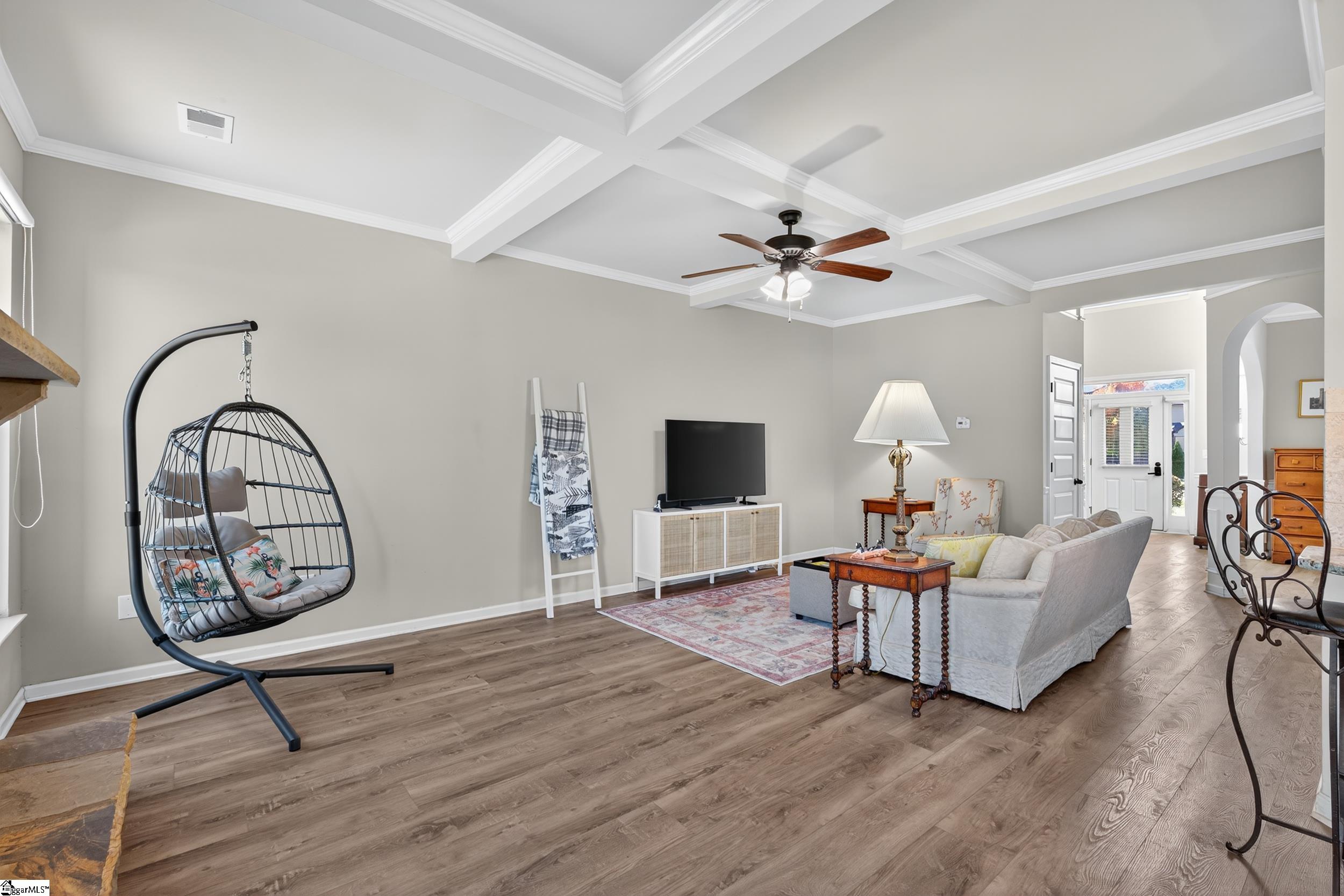 207 E Deer Drive