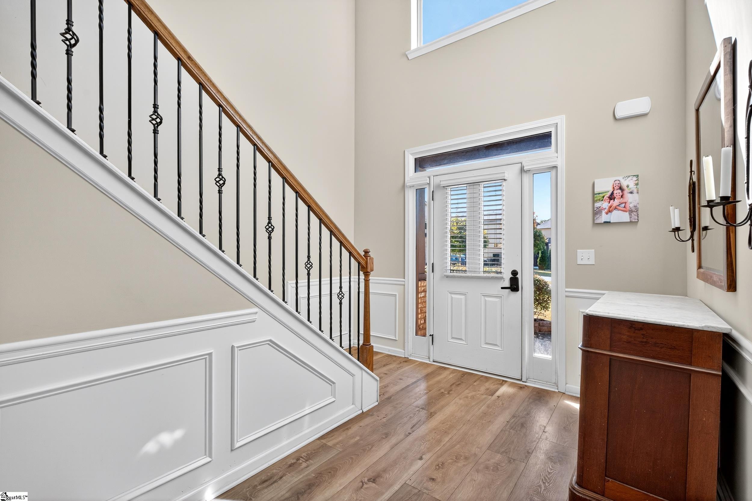 207 E Deer Drive