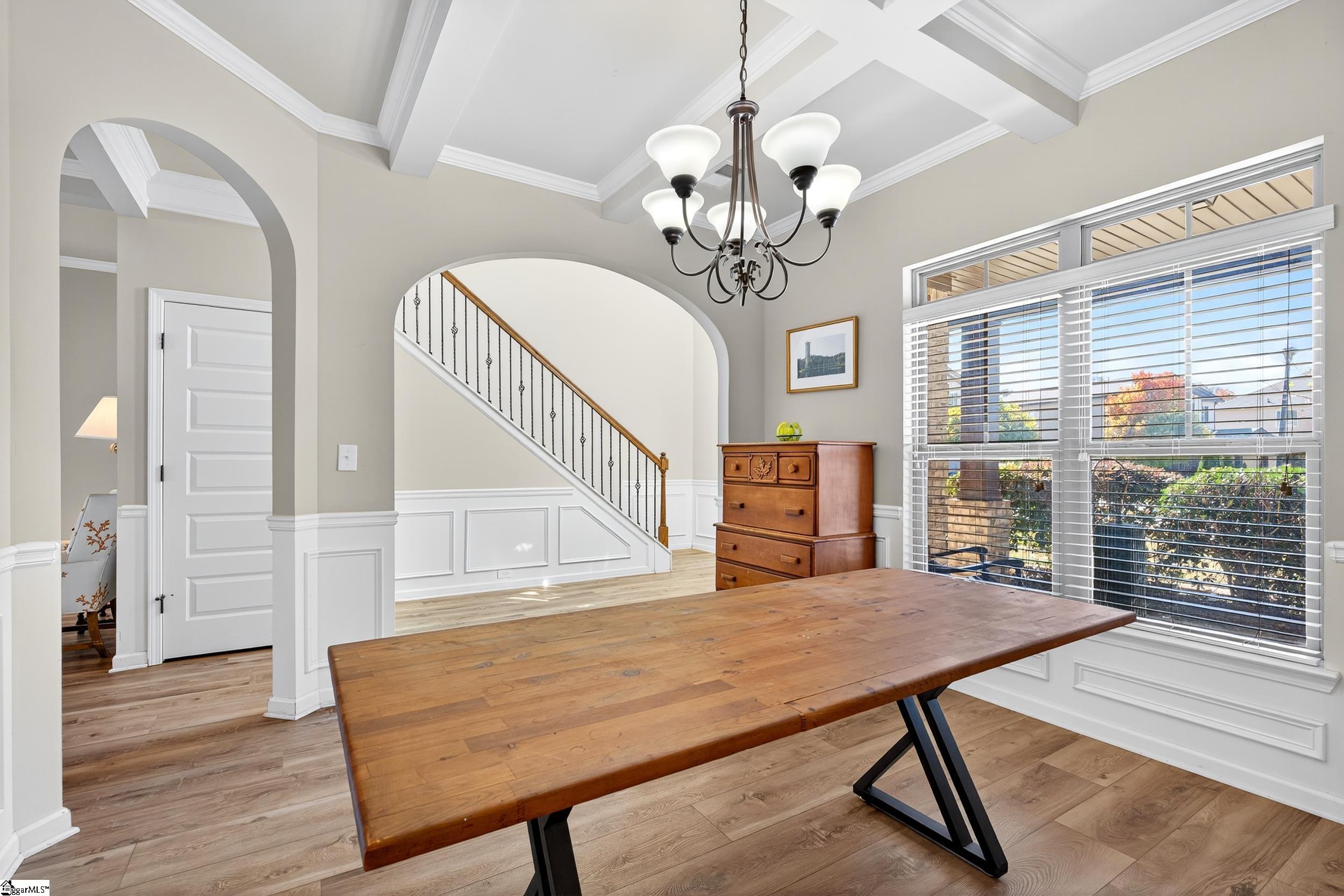 207 E Deer Drive