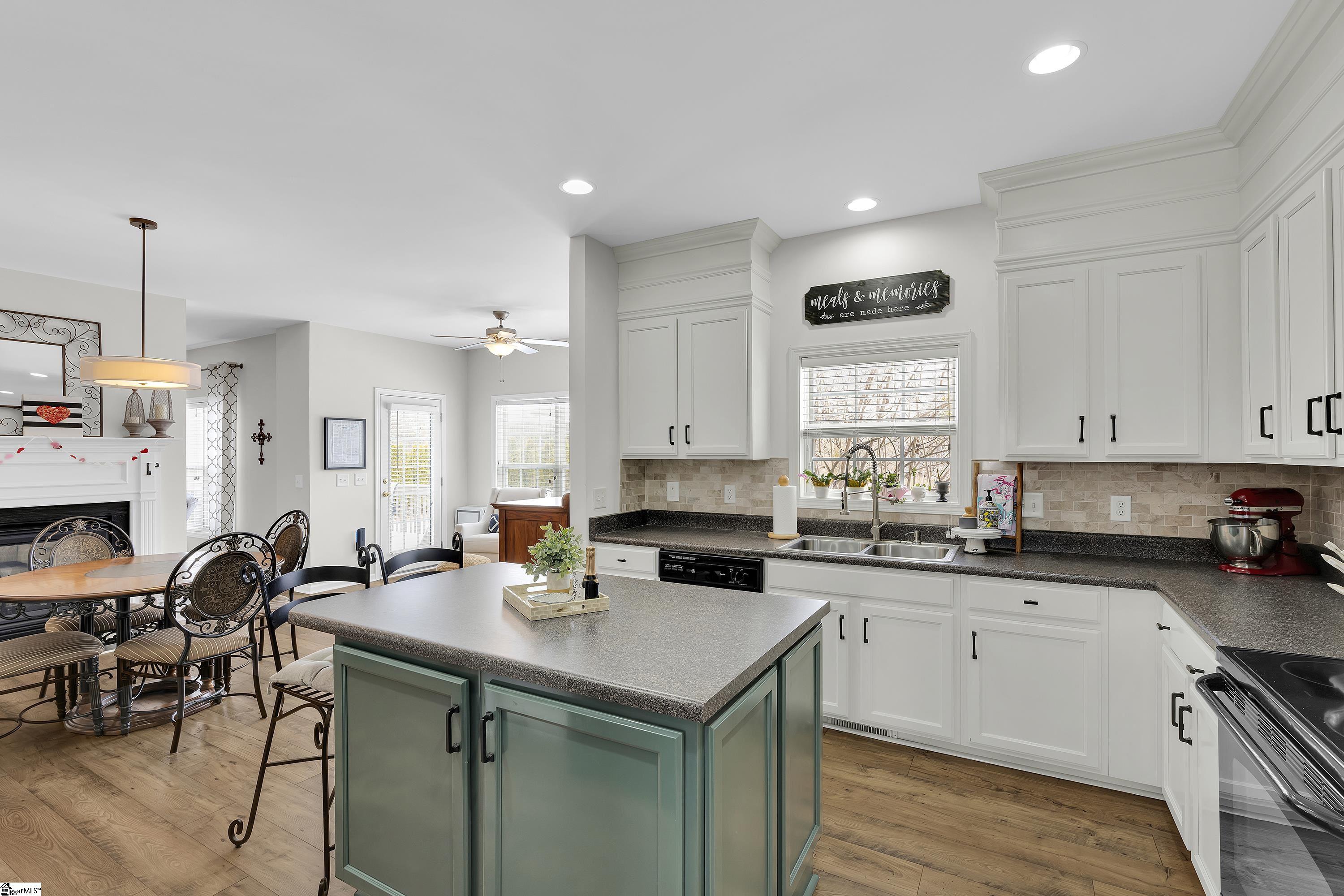 479 N Sweetwater Hills Drive