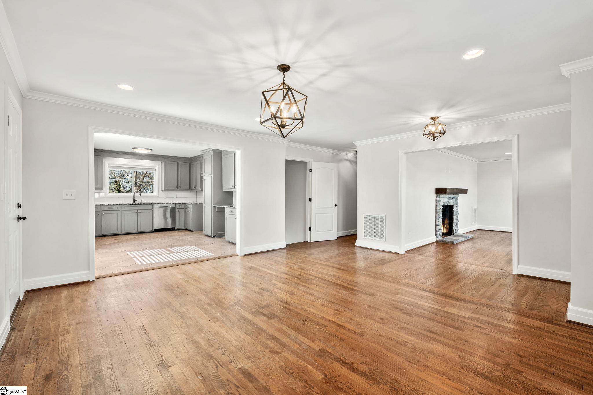 1801 Pleasantburg Drive