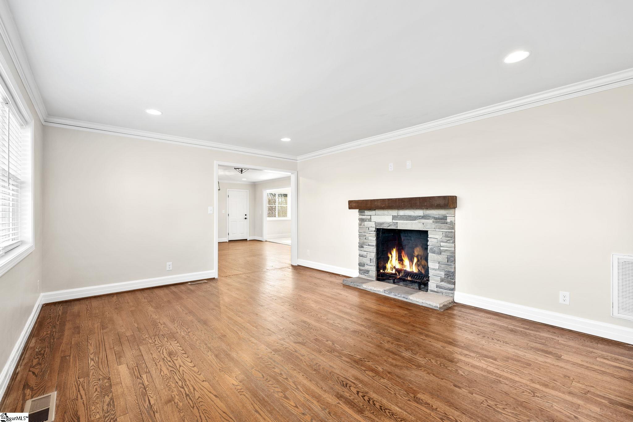 1801 Pleasantburg Drive