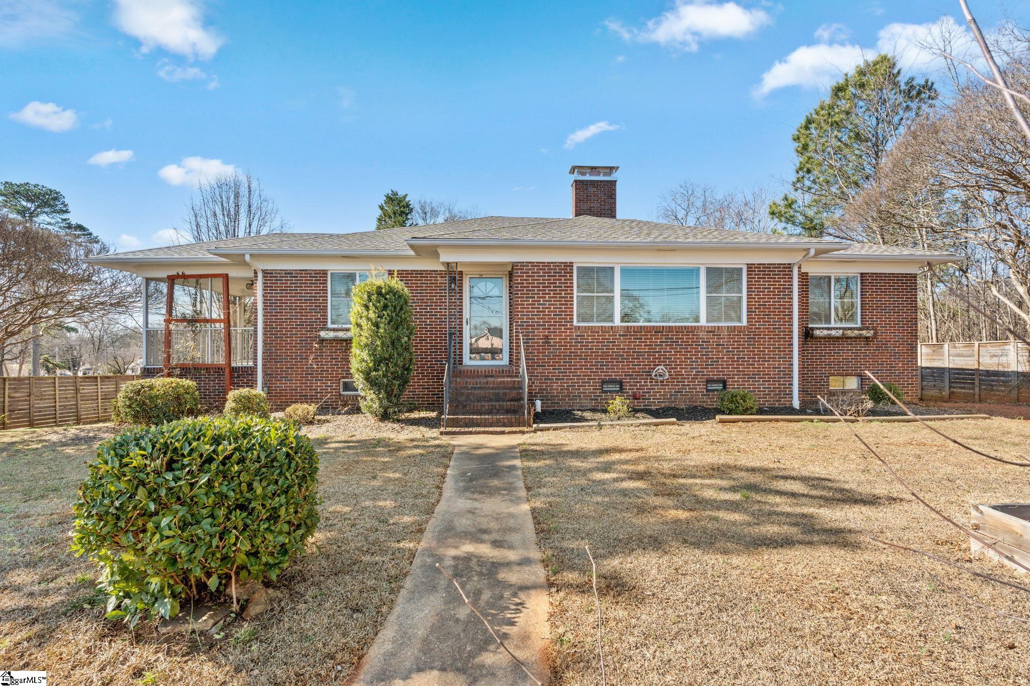 1801 Pleasantburg Drive