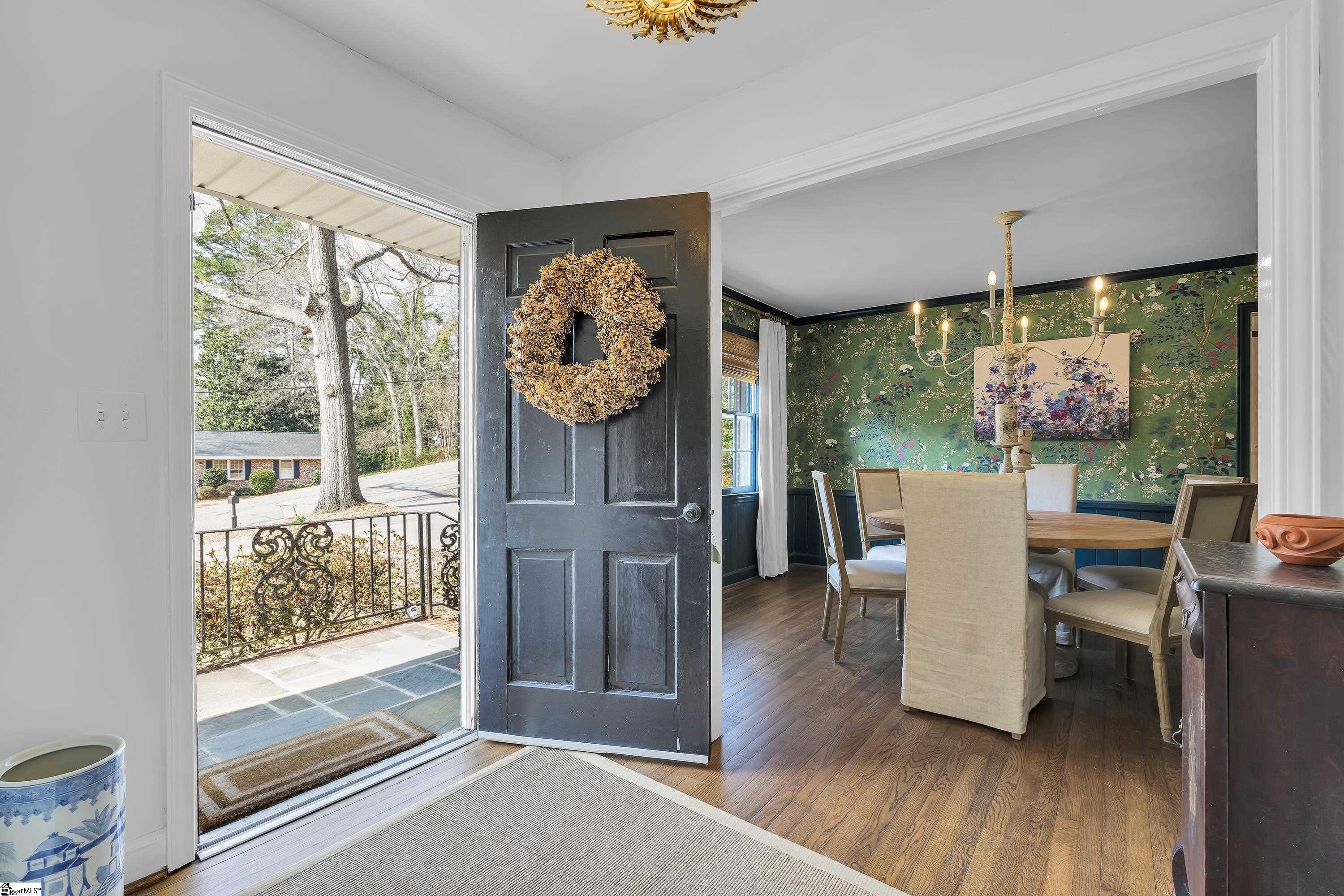 120 Lullwater Road