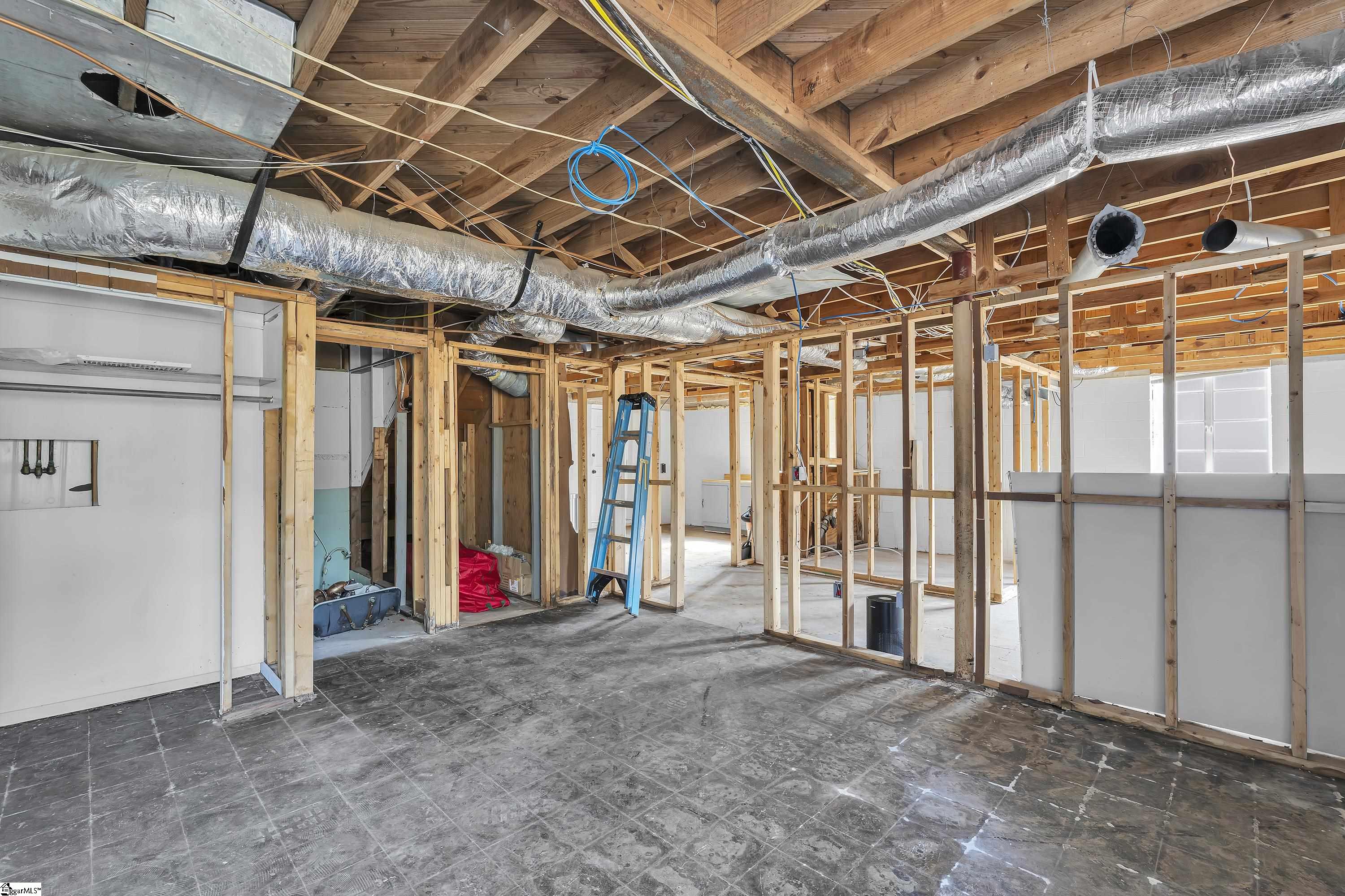 120 Lullwater Road