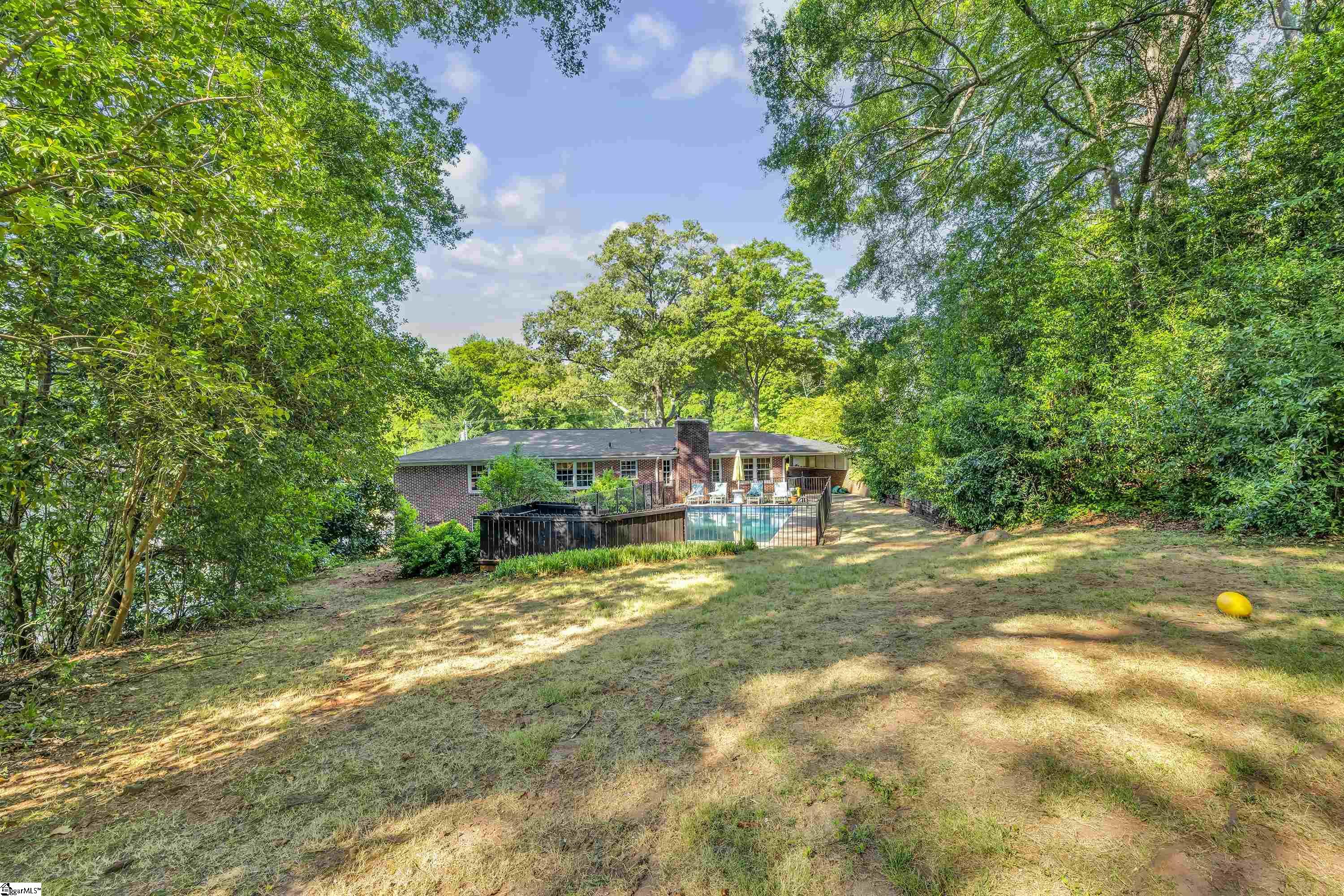 120 Lullwater Road