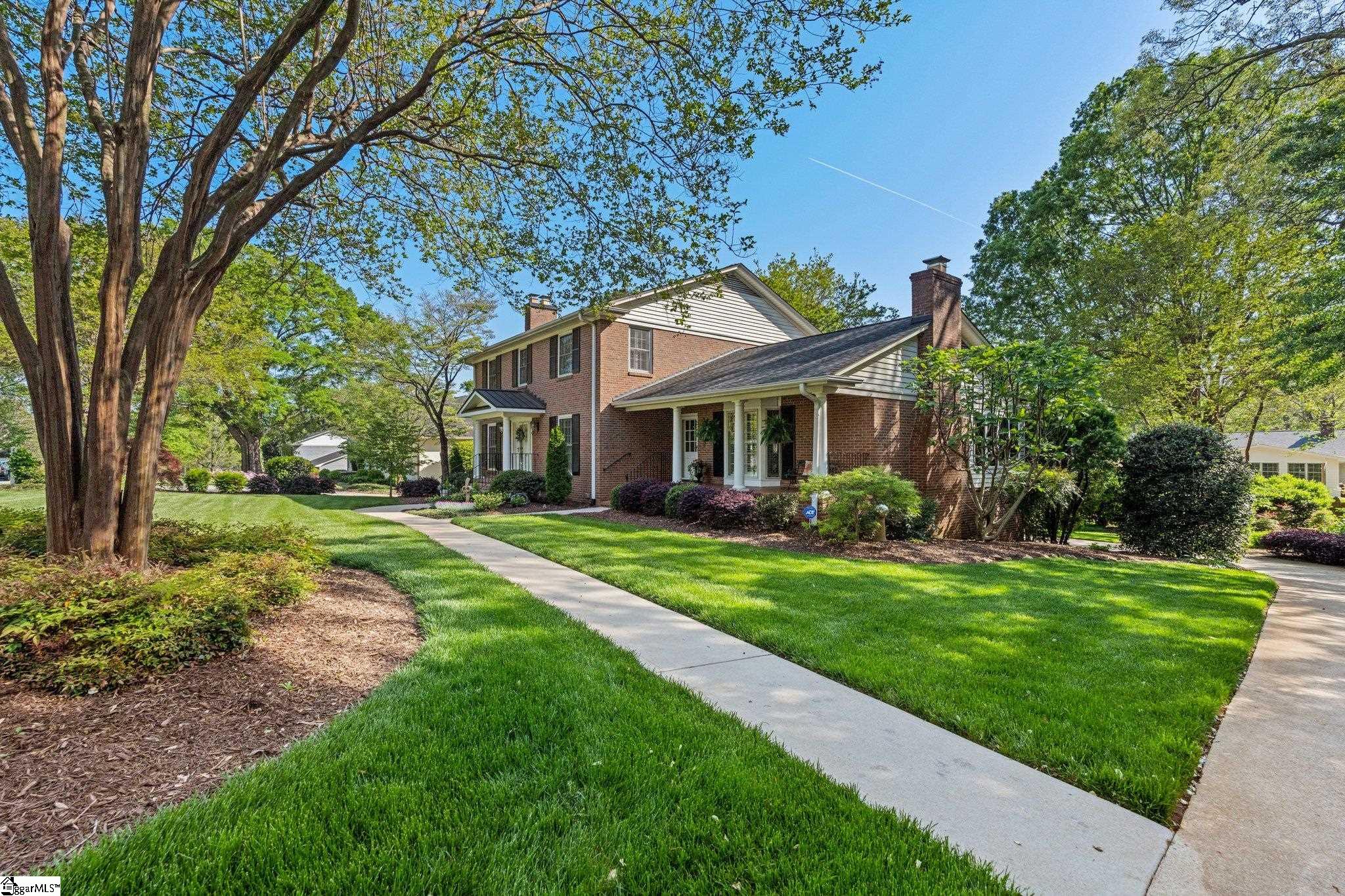 416 E Seven Oaks Drive