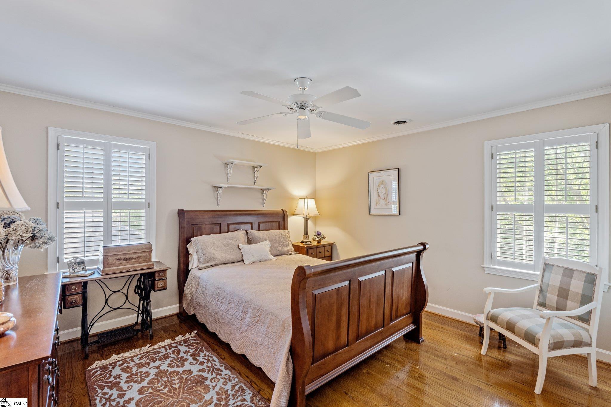 416 E Seven Oaks Drive