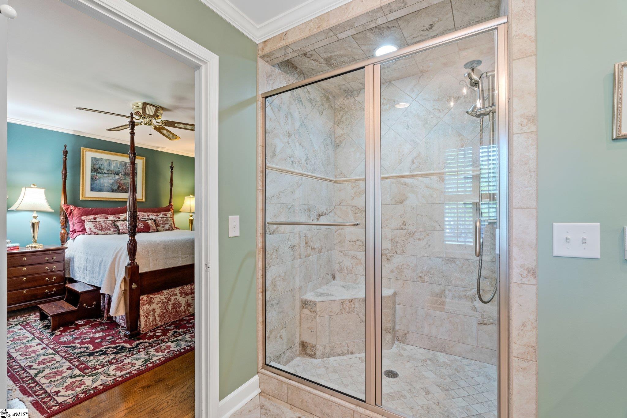 416 E Seven Oaks Drive