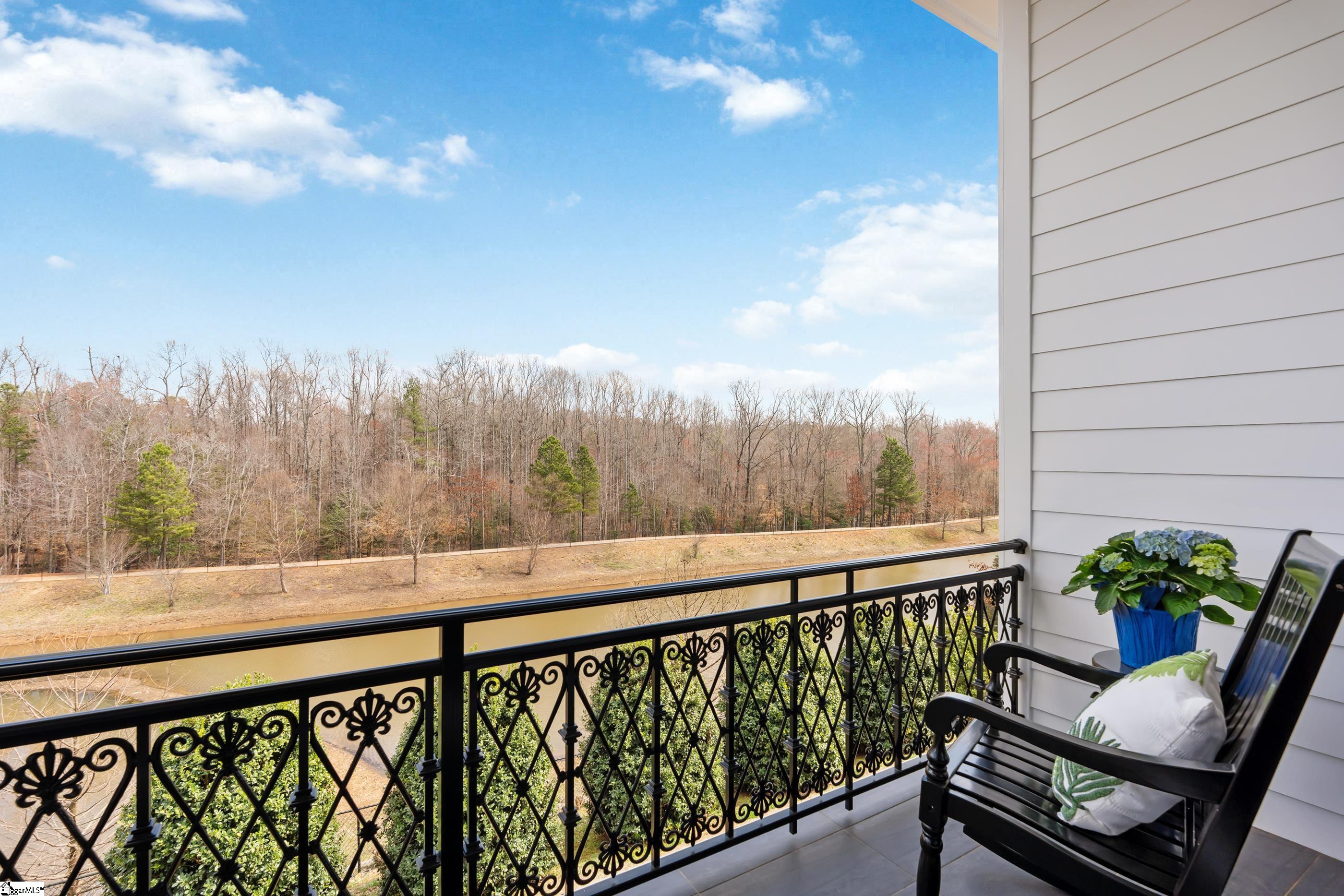 112 Verdae Crest Drive