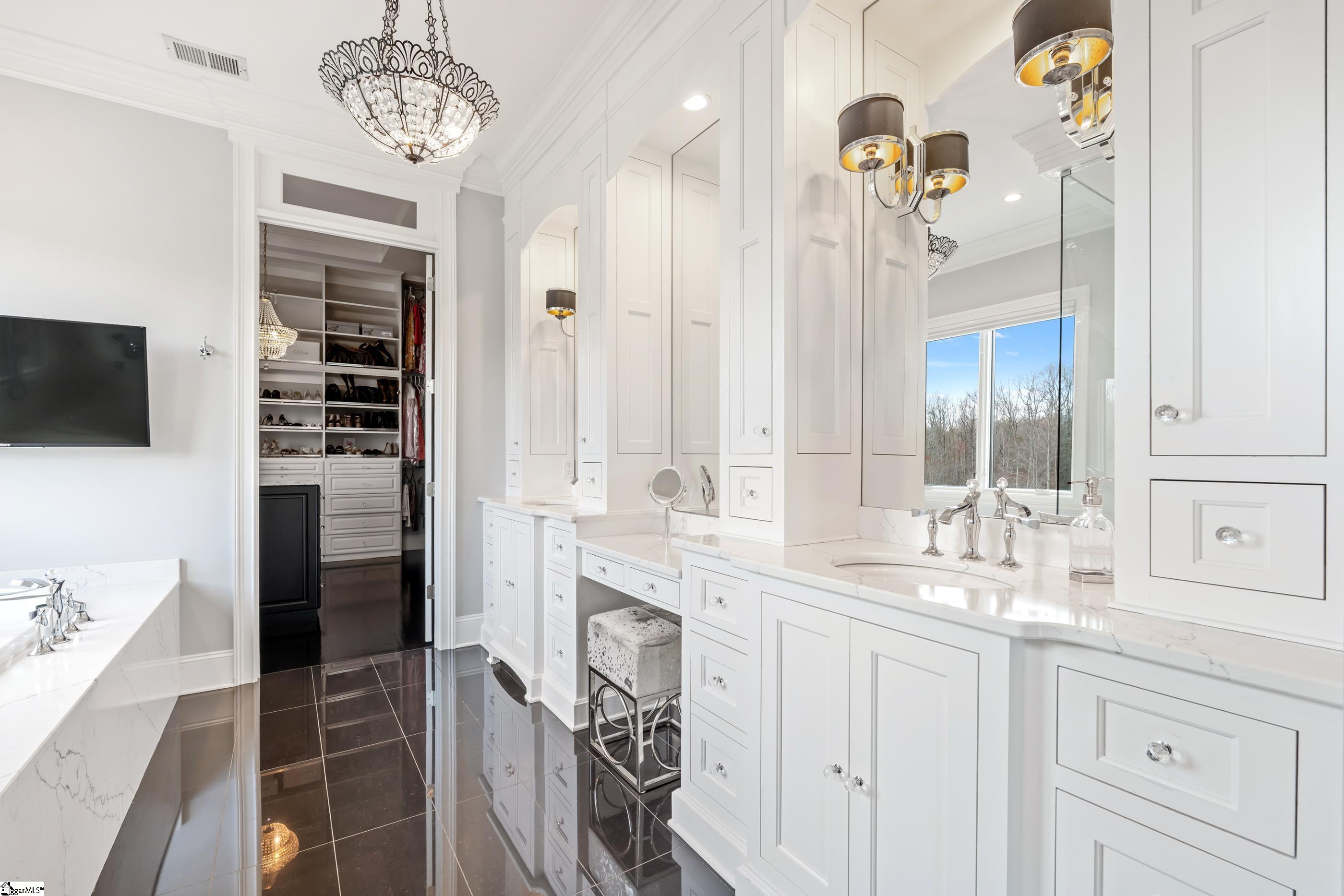 112 Verdae Crest Drive