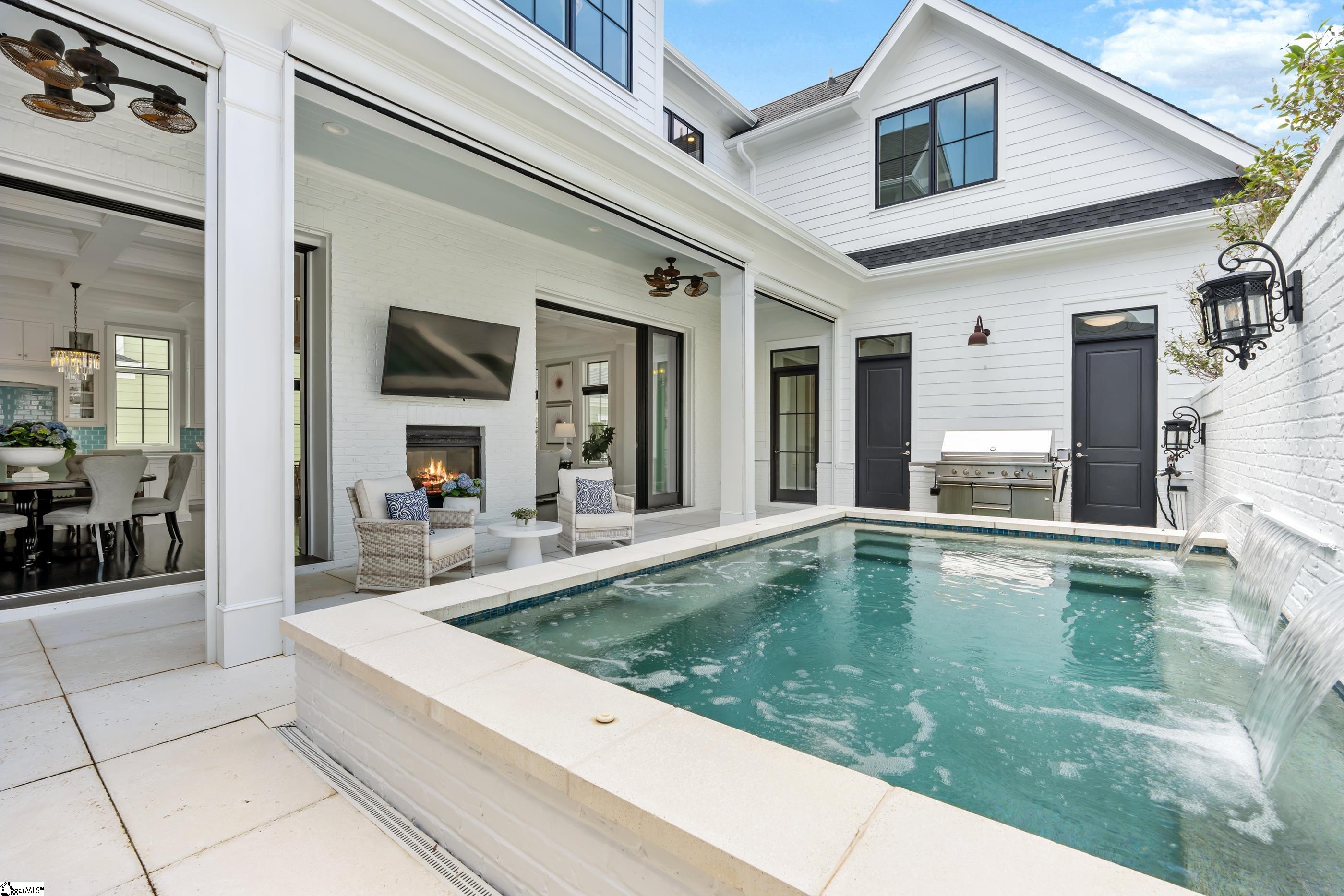 112 Verdae Crest Drive