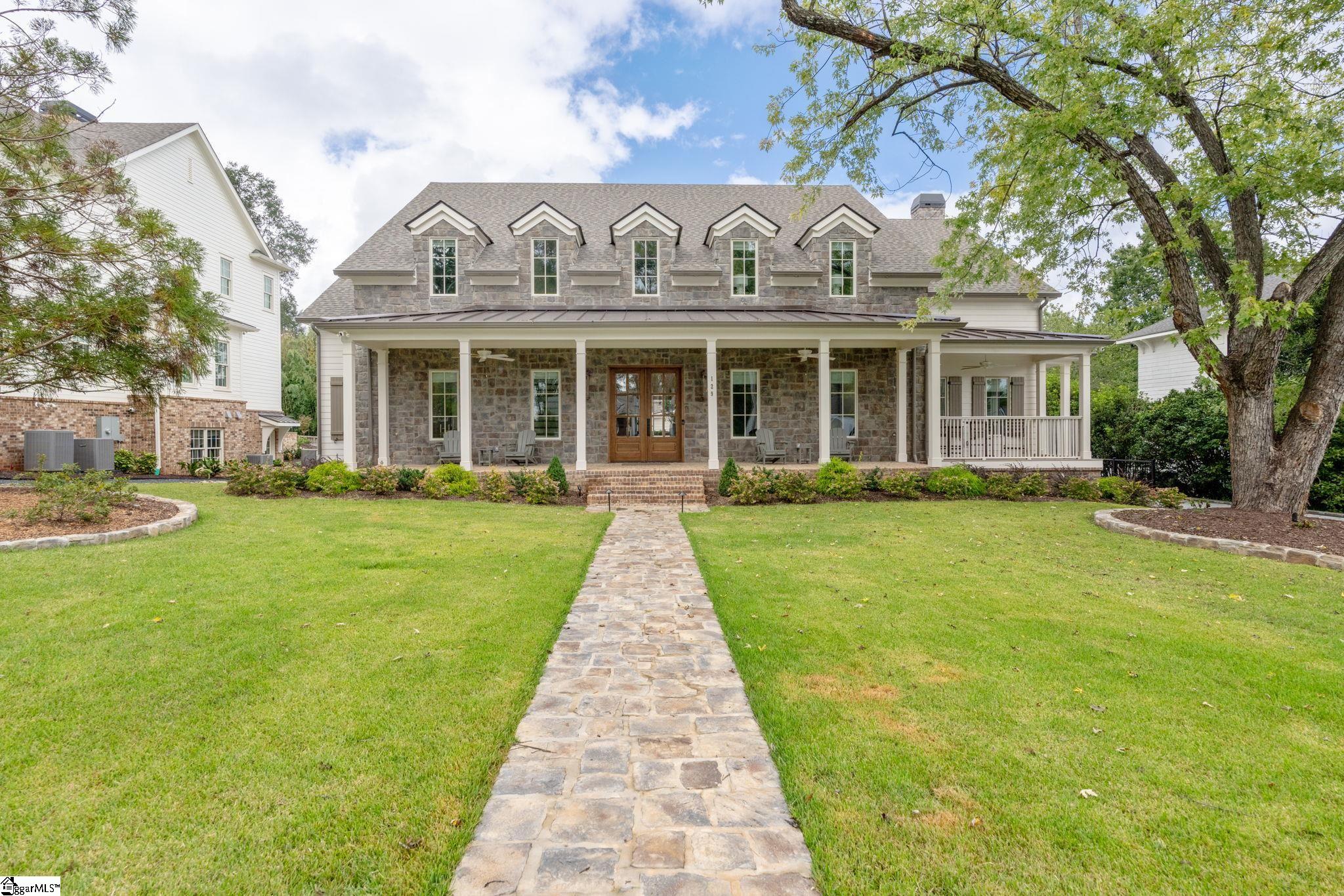 129 Mount Vista Avenue