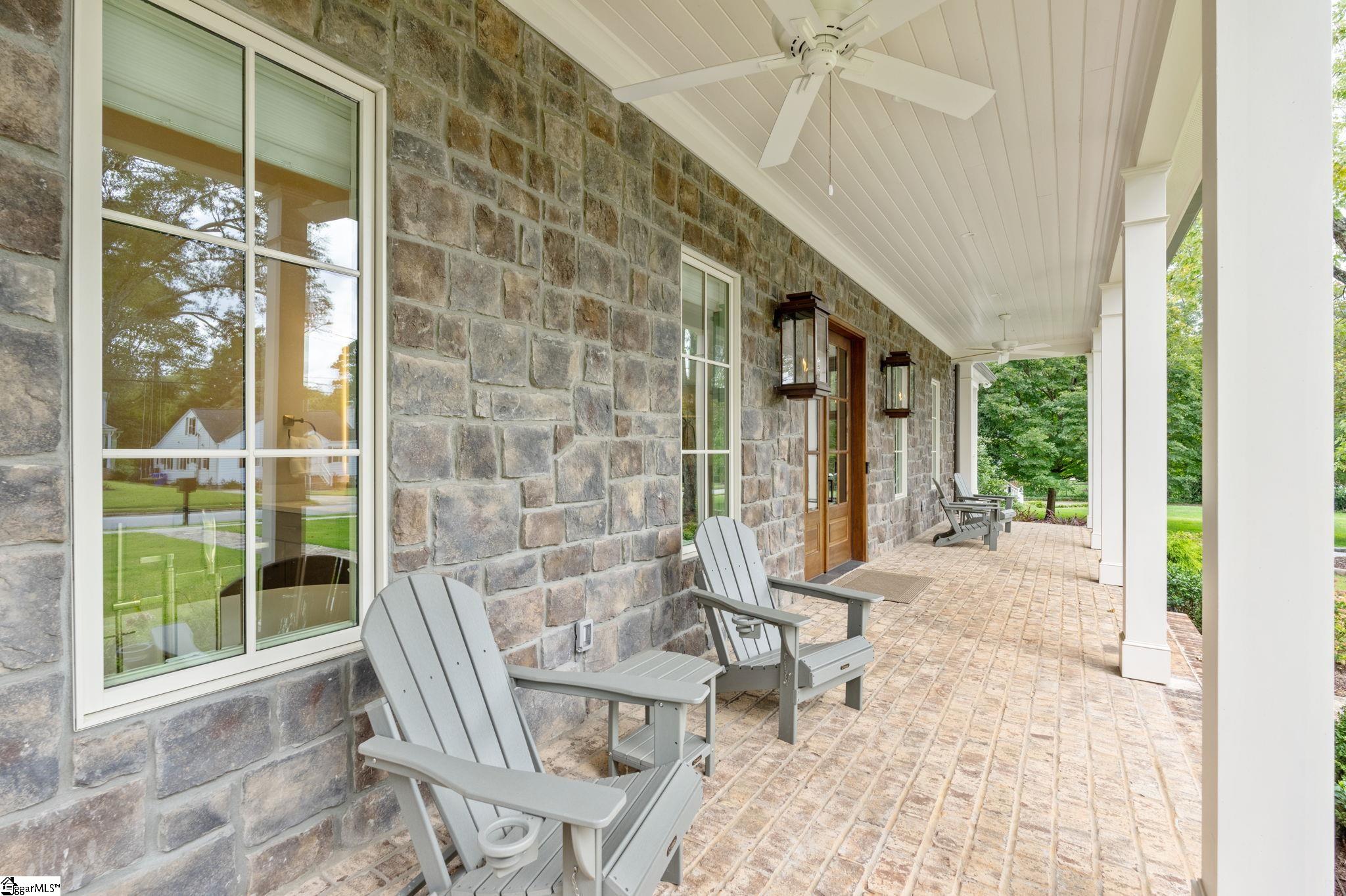 129 Mount Vista Avenue