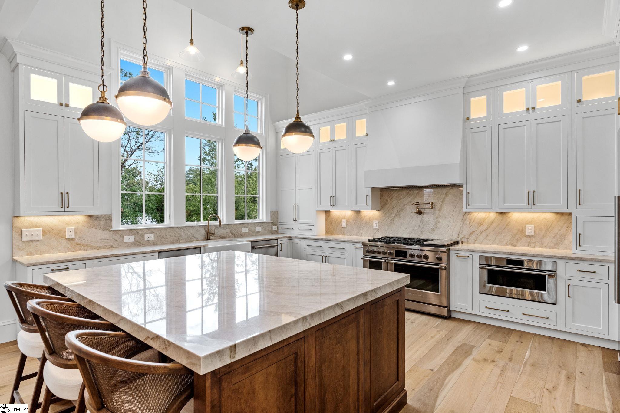 129 Mount Vista Avenue