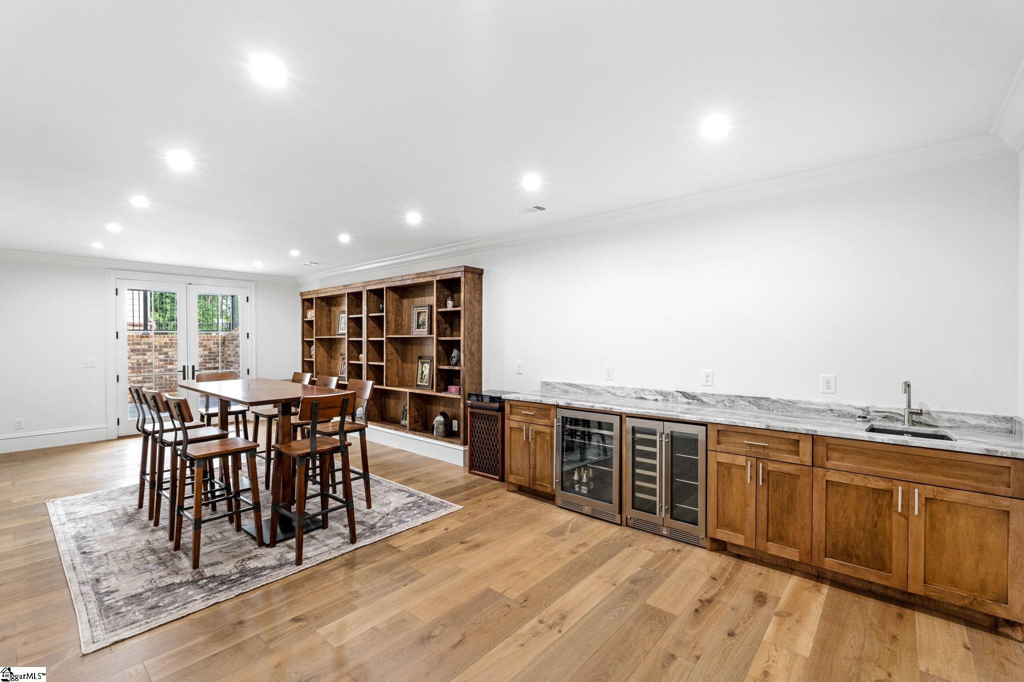 129 Mount Vista Avenue