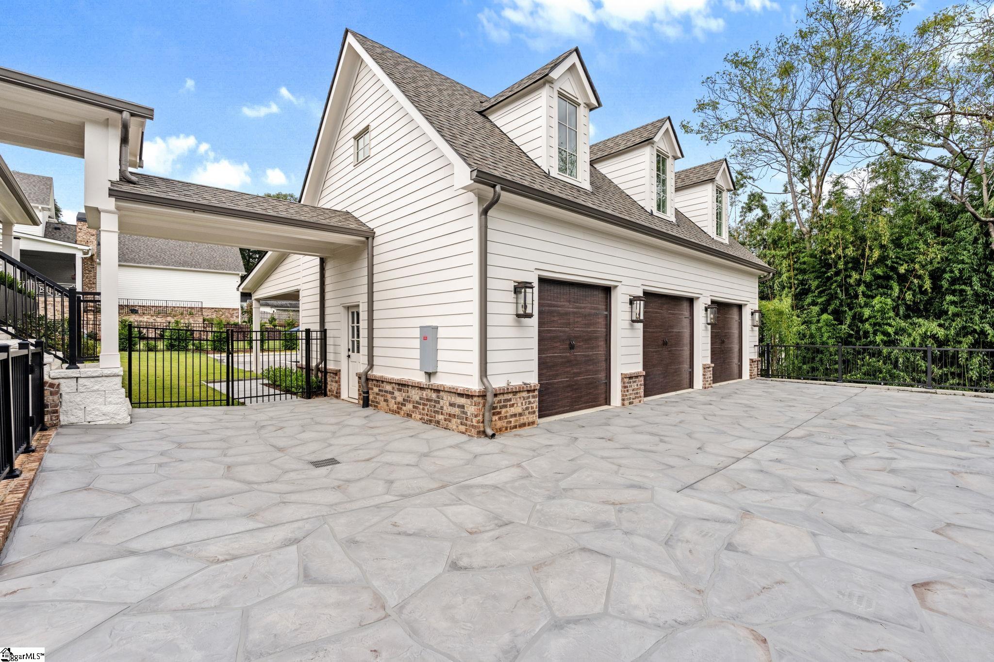 129 Mount Vista Avenue