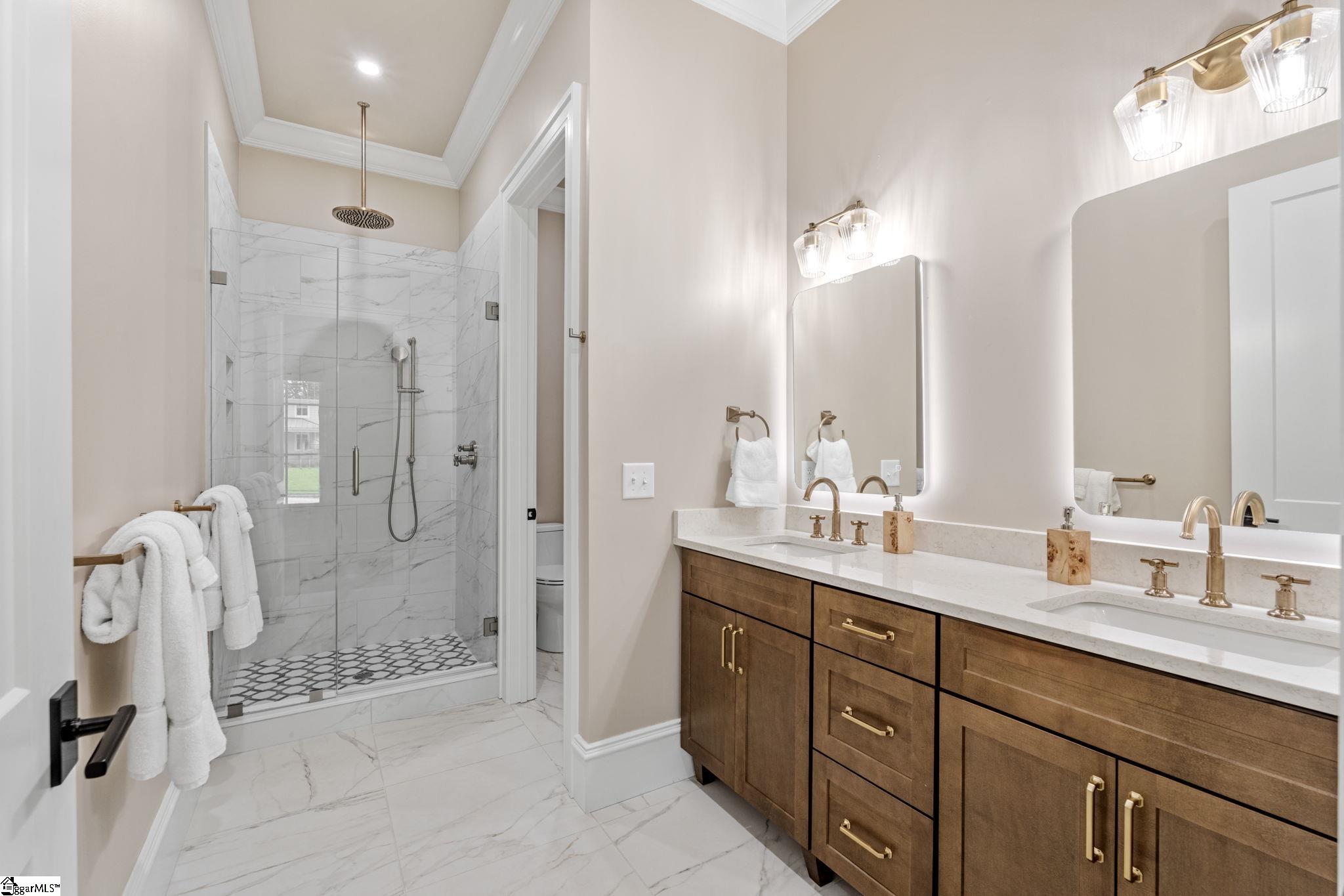 129 Mount Vista Avenue