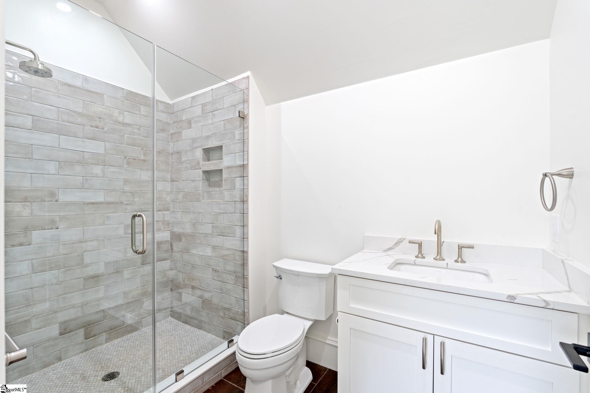 129 Mount Vista Avenue