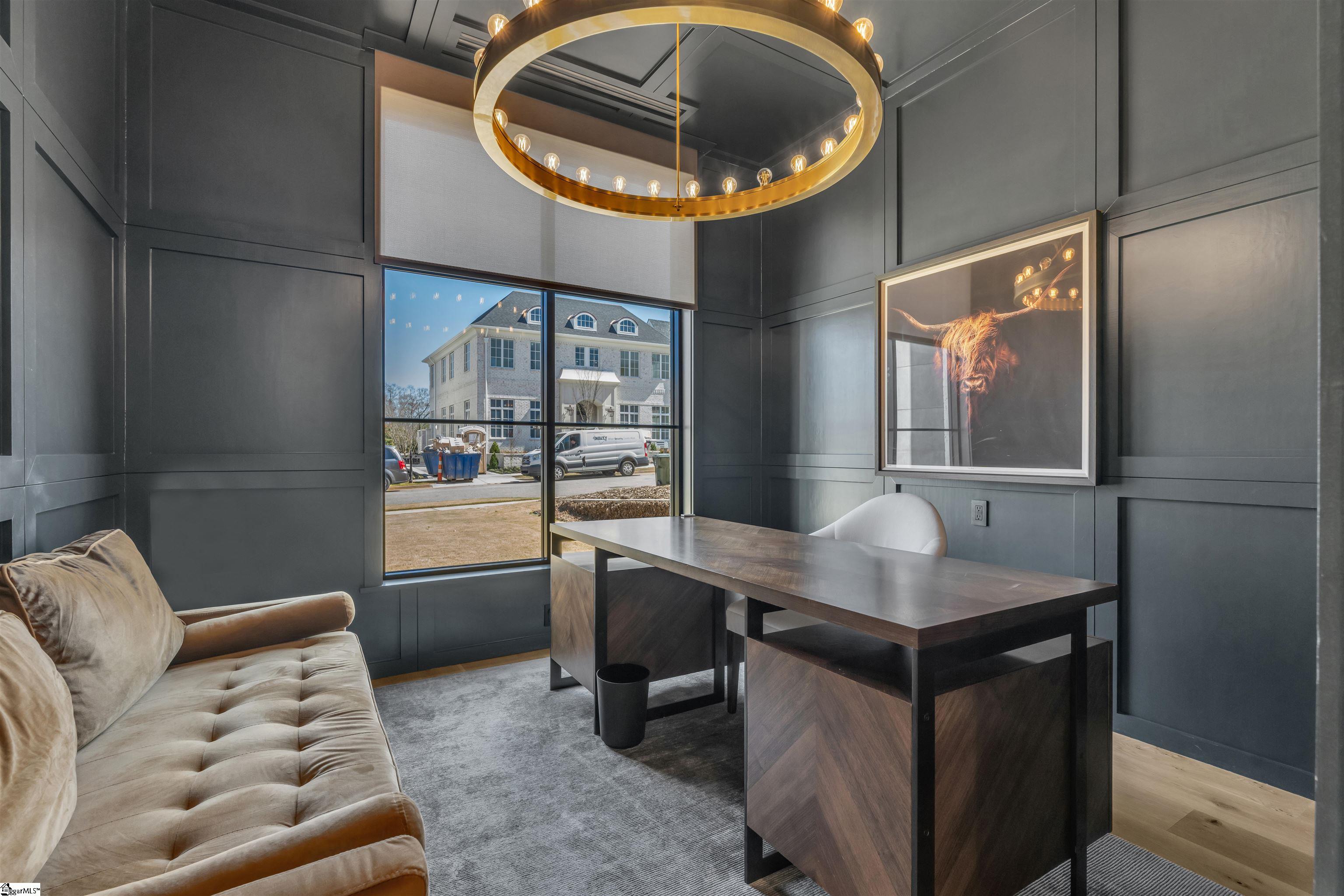 32 Gardenview Avenue