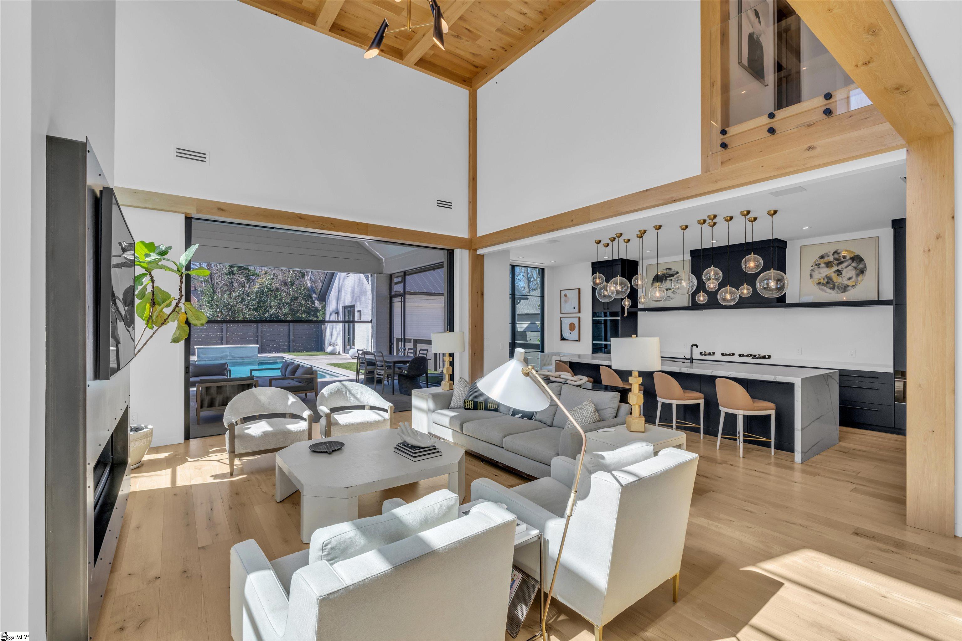 32 Gardenview Avenue